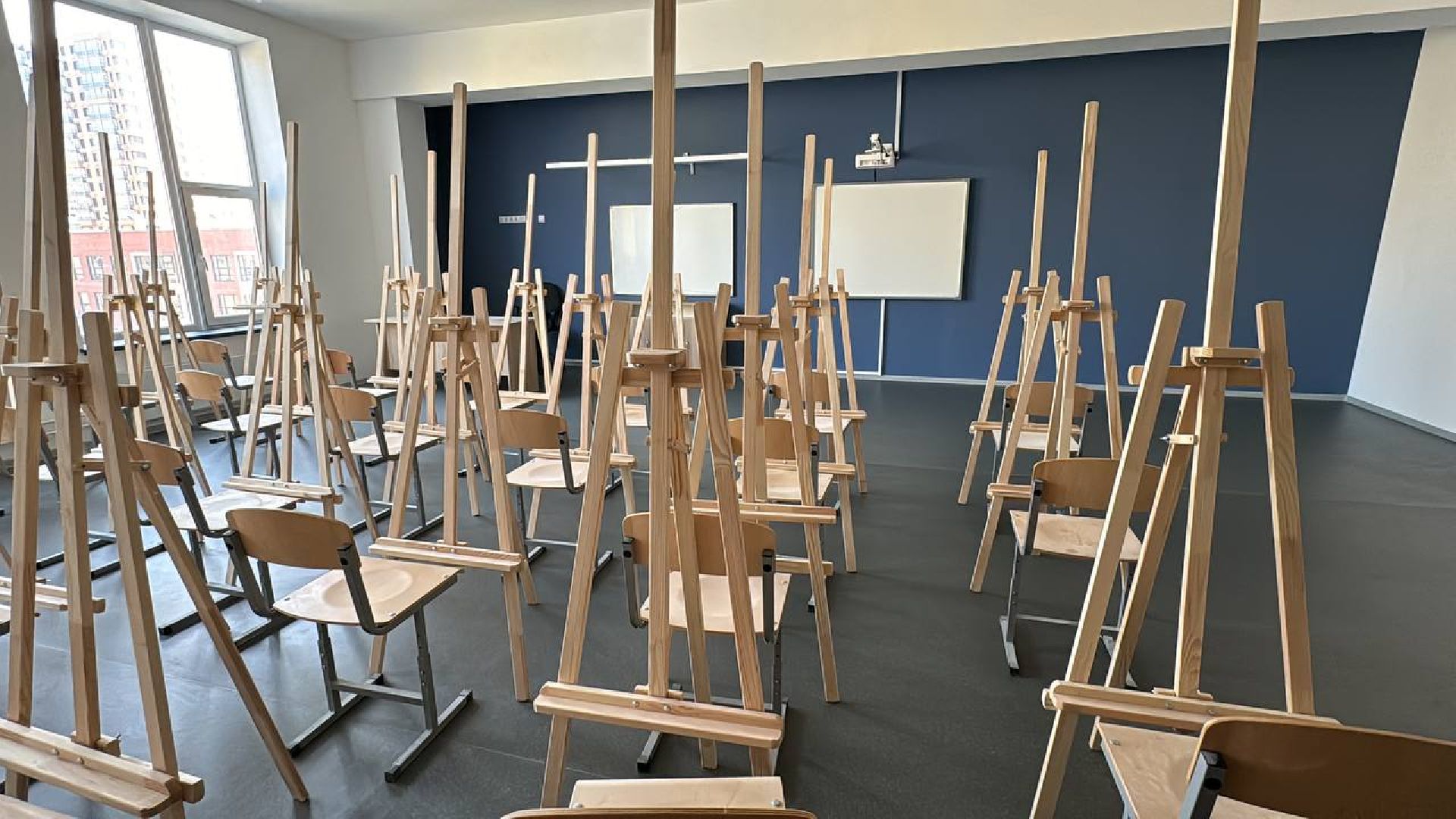 строительство, школа, жилой комплекс, кабинеты, спортплощадка, ввод в эксплуатацию,