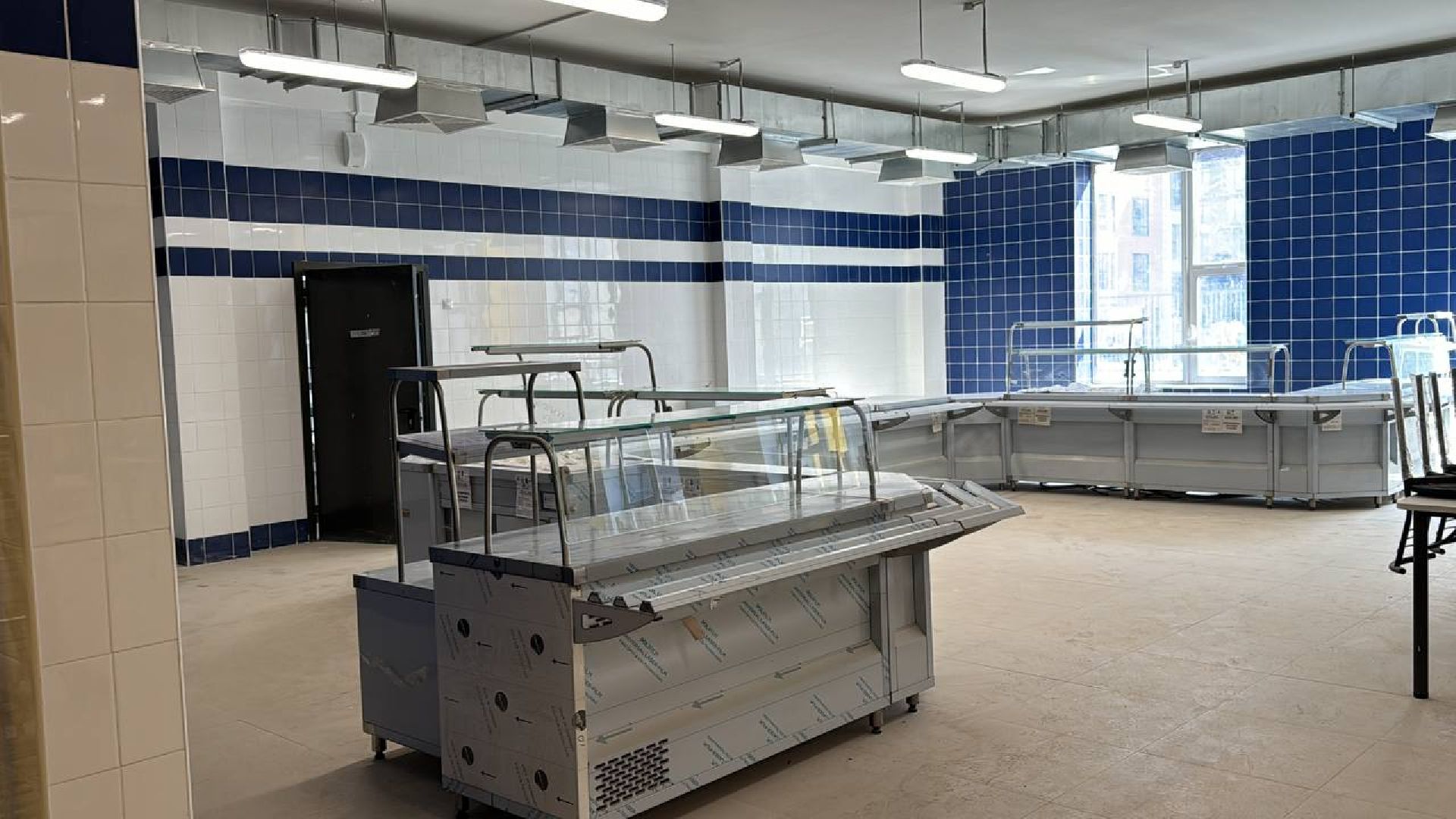 строительство, школа, жилой комплекс, кабинеты, спортплощадка, ввод в эксплуатацию,