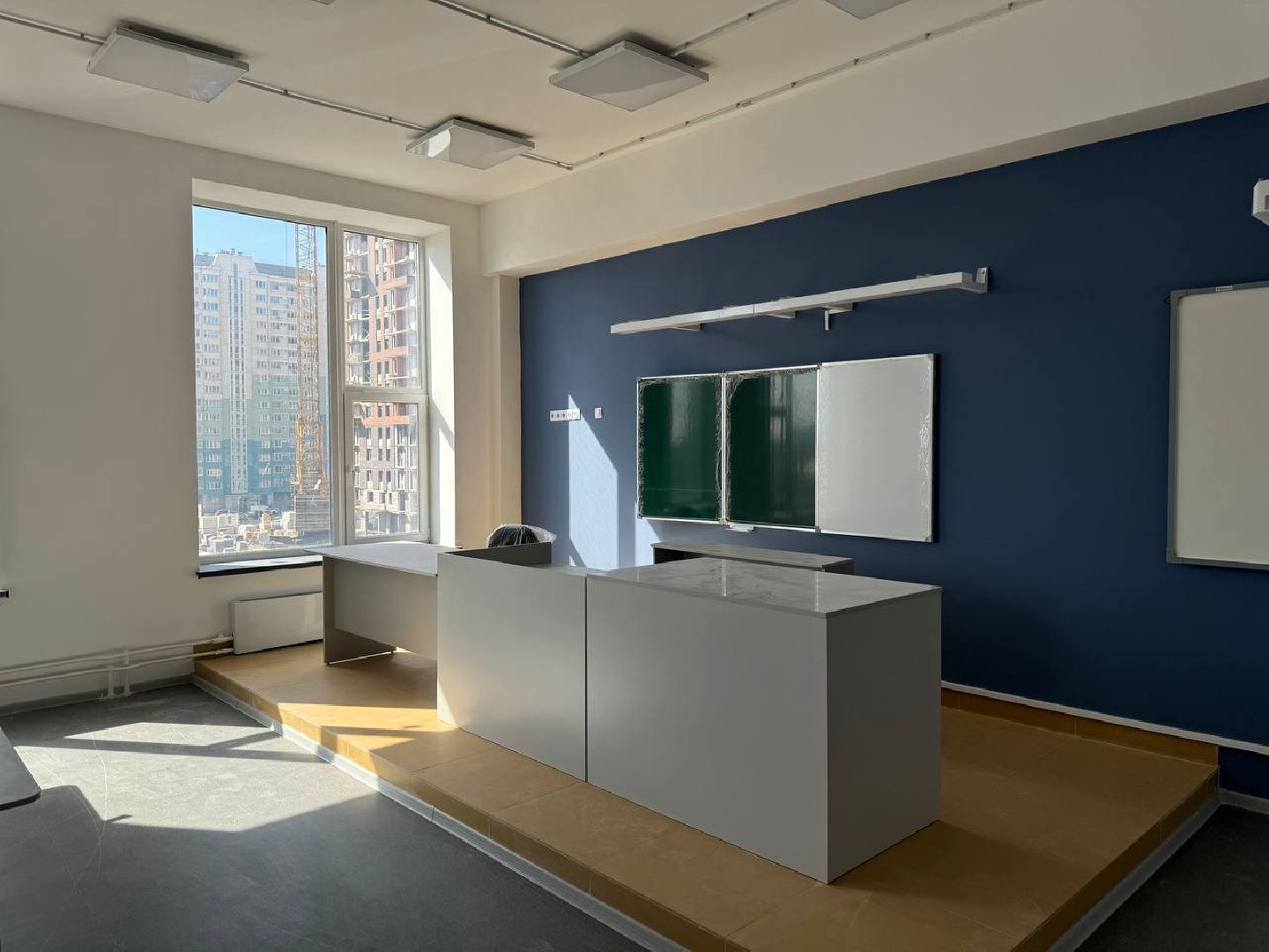 строительство, школа, жилой комплекс, кабинеты, спортплощадка, ввод в эксплуатацию,