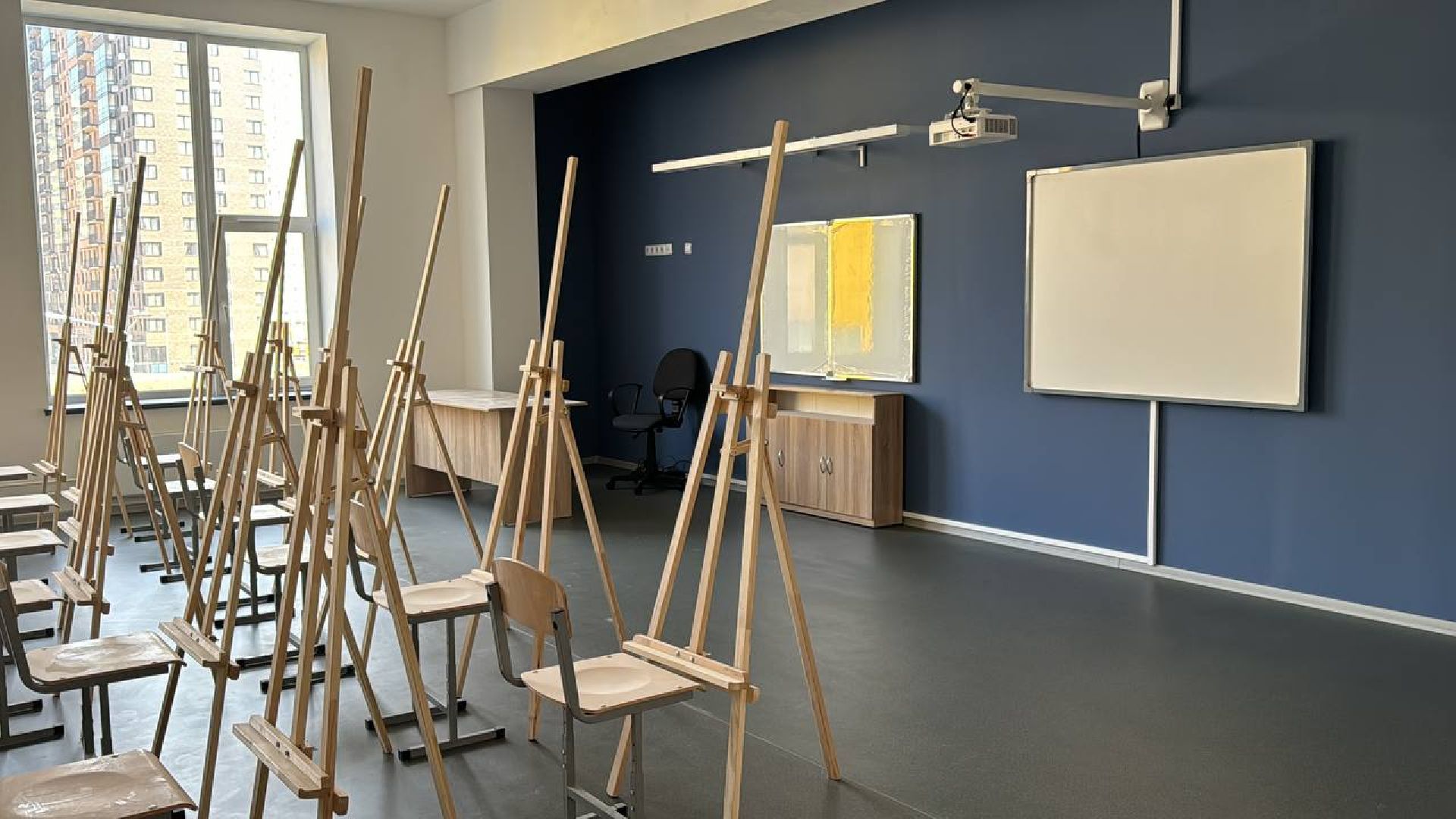 строительство, школа, жилой комплекс, кабинеты, спортплощадка, ввод в эксплуатацию,