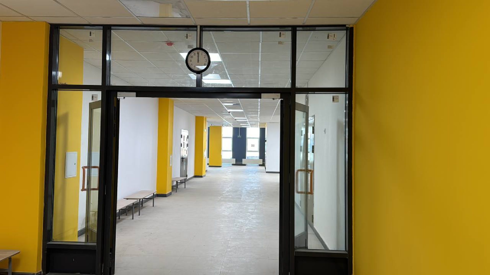 строительство, школа, жилой комплекс, кабинеты, спортплощадка, ввод в эксплуатацию,