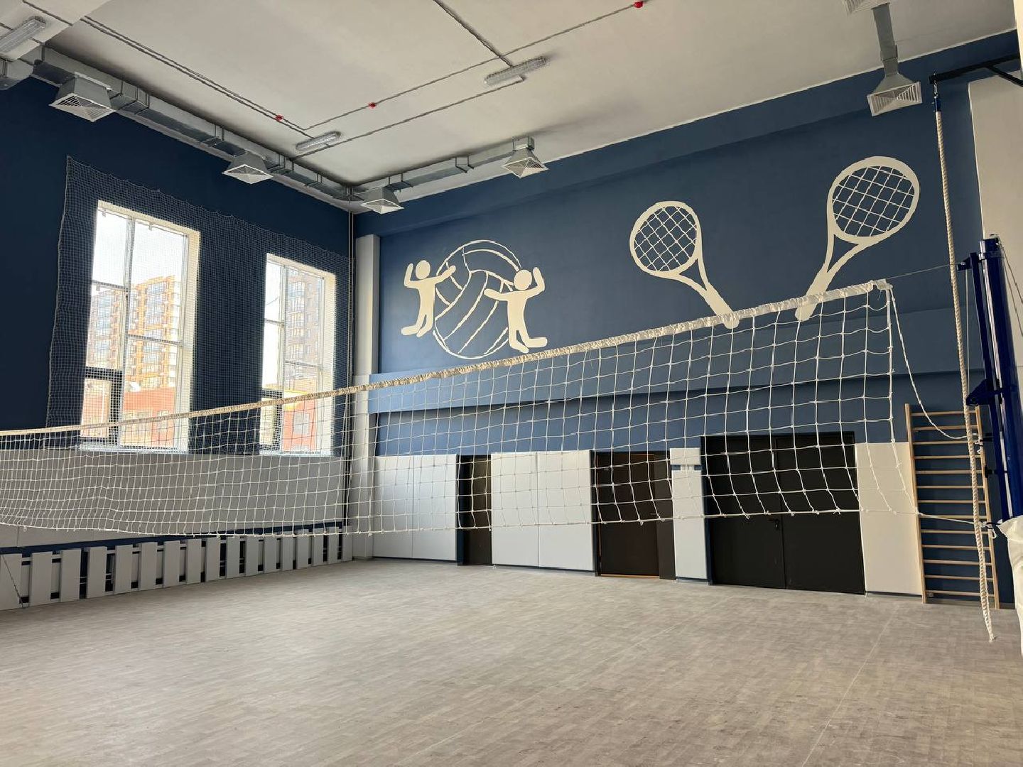 строительство, школа, жилой комплекс, кабинеты, спортплощадка, ввод в эксплуатацию,