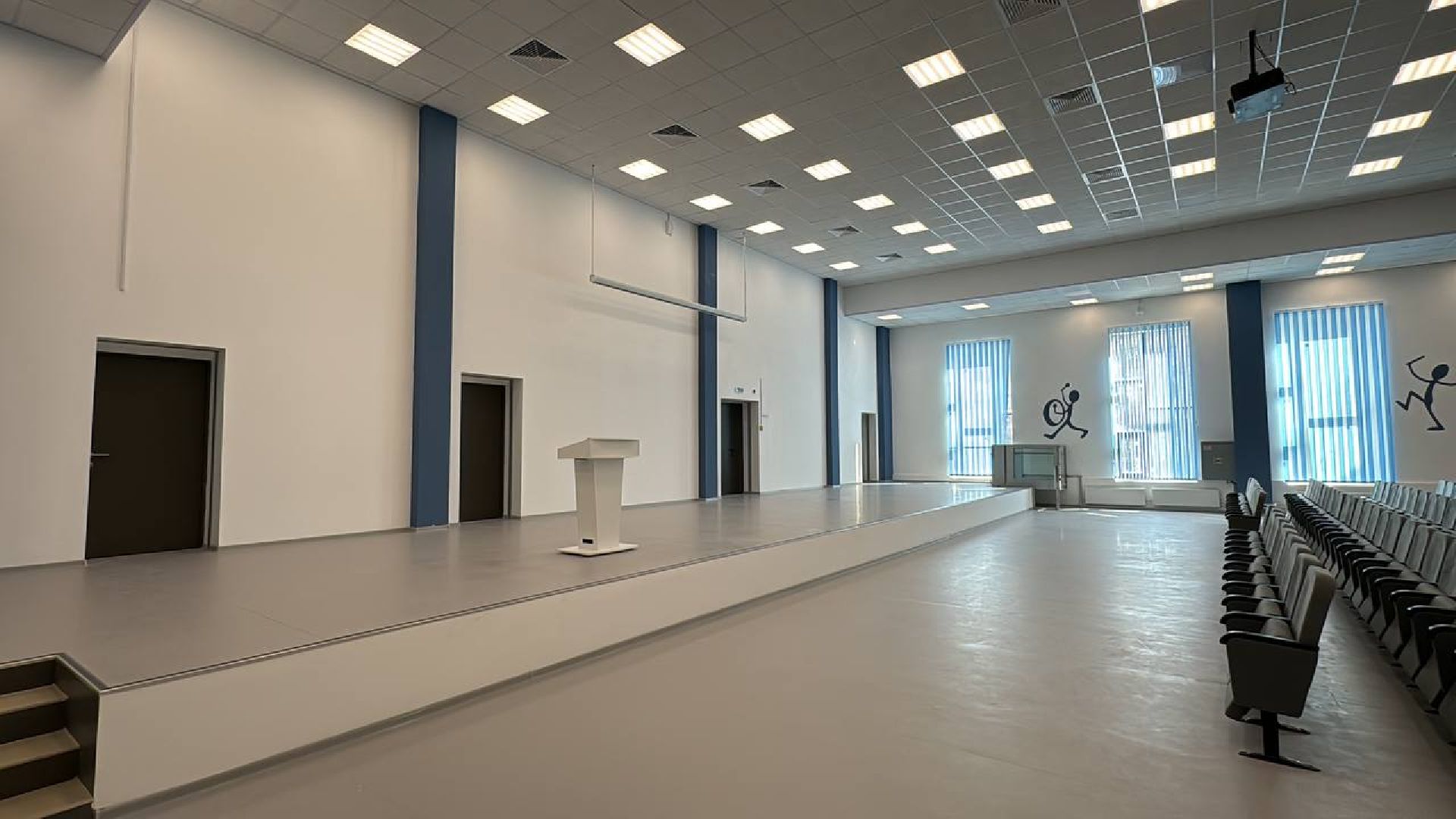 строительство, школа, жилой комплекс, кабинеты, спортплощадка, ввод в эксплуатацию,