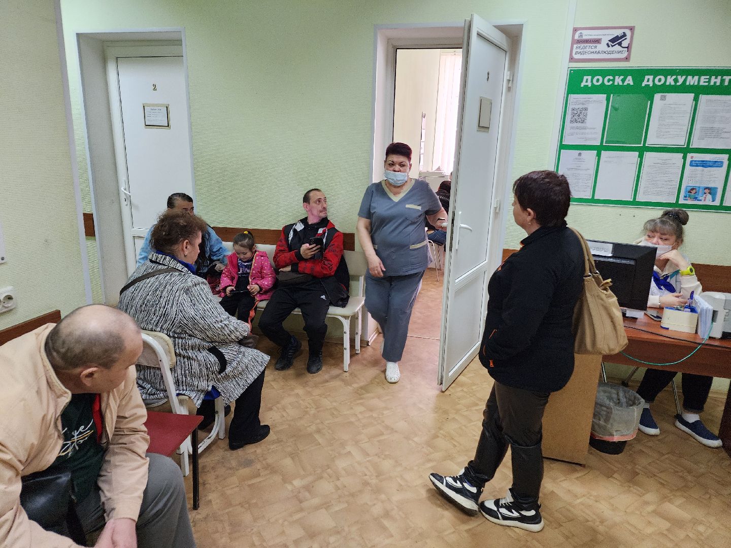 Чехов, улица Пионерская 8, поликлиника , кабинет неотложной помощи, ЭКГ, переезд, ремонт поликлиники , чеховская больница,