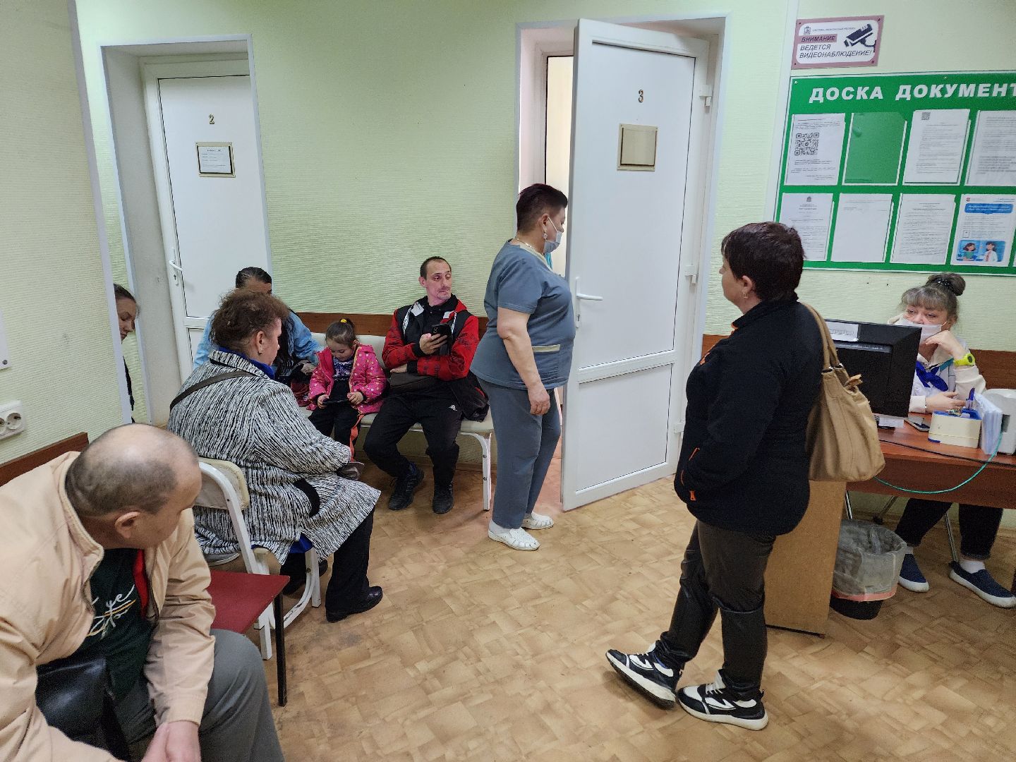 Чехов, улица Пионерская 8, поликлиника , кабинет неотложной помощи, ЭКГ, переезд, ремонт поликлиники , чеховская больница,