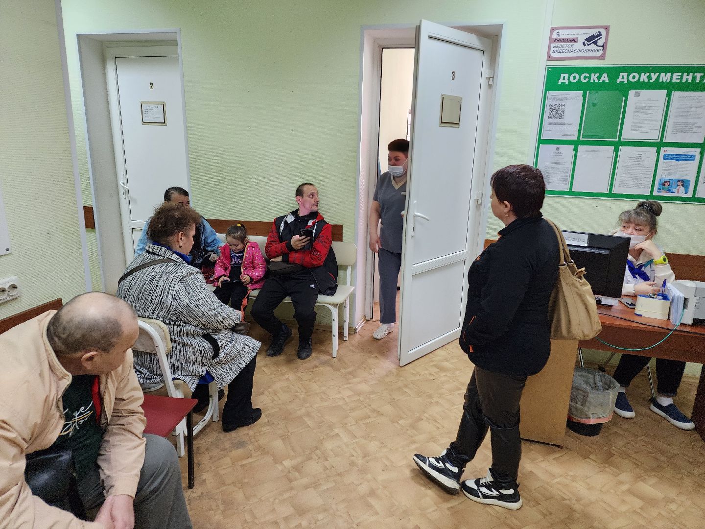 Чехов, улица Пионерская 8, поликлиника , кабинет неотложной помощи, ЭКГ, переезд, ремонт поликлиники , чеховская больница,