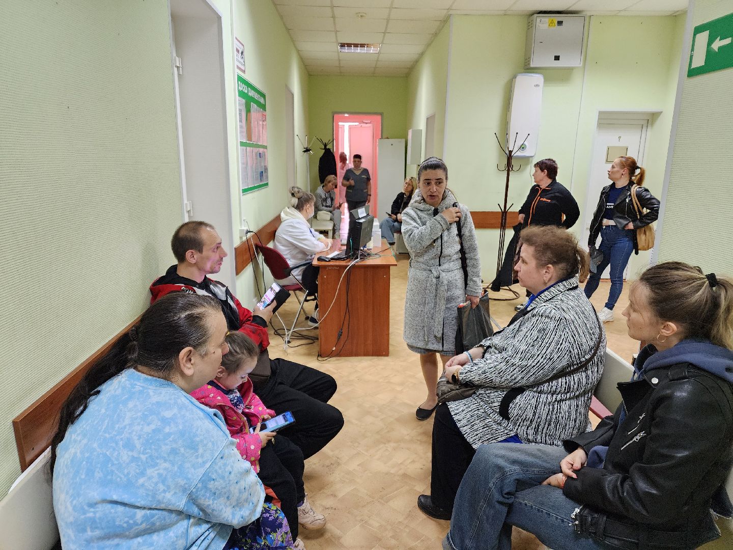 Чехов, улица Пионерская 8, поликлиника , кабинет неотложной помощи, ЭКГ, переезд, ремонт поликлиники , чеховская больница,