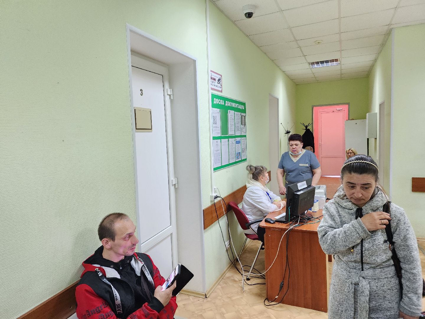 Чехов, улица Пионерская 8, поликлиника , кабинет неотложной помощи, ЭКГ, переезд, ремонт поликлиники , чеховская больница,