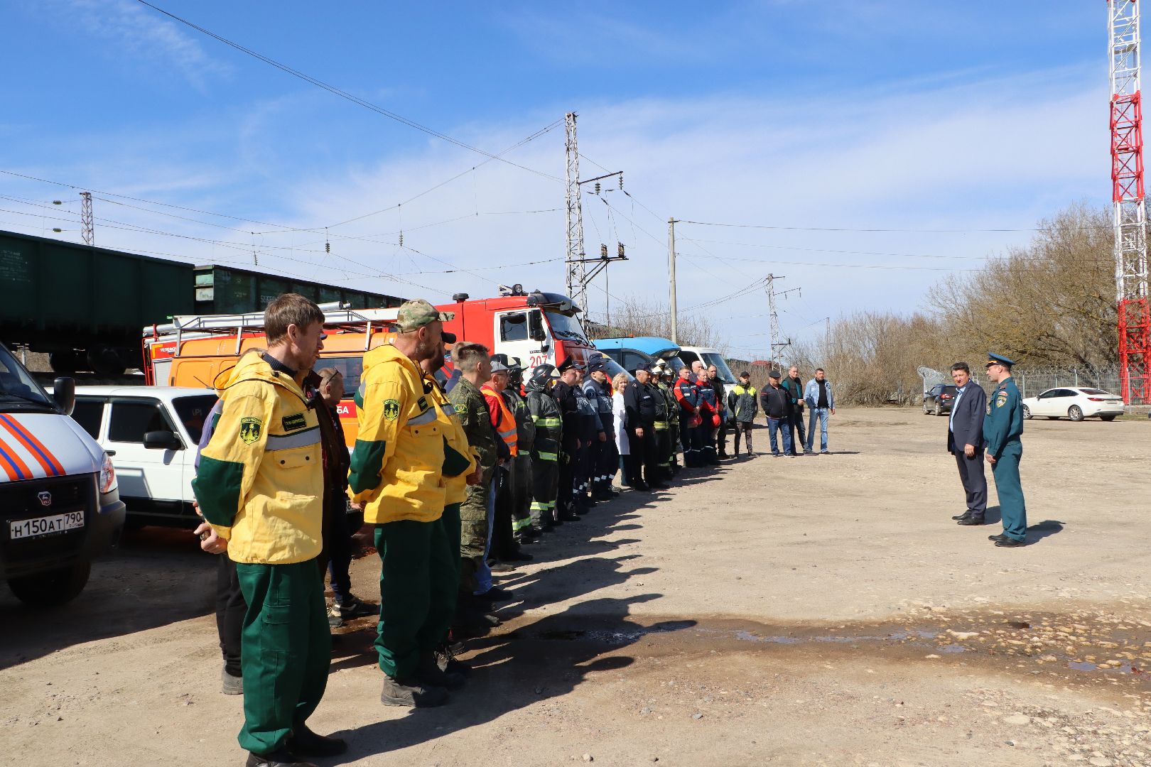 серебряные пруды,  пожароопасный сезон 2025, смотр техники,