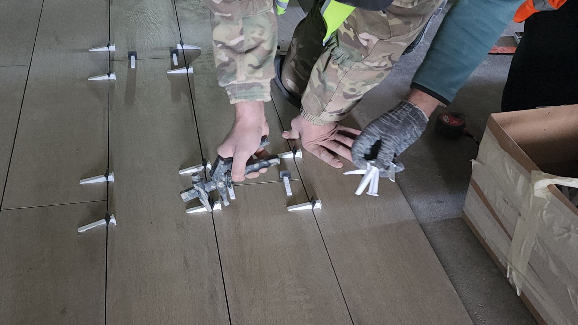 люберцы,  строительство поликлиники, строители,