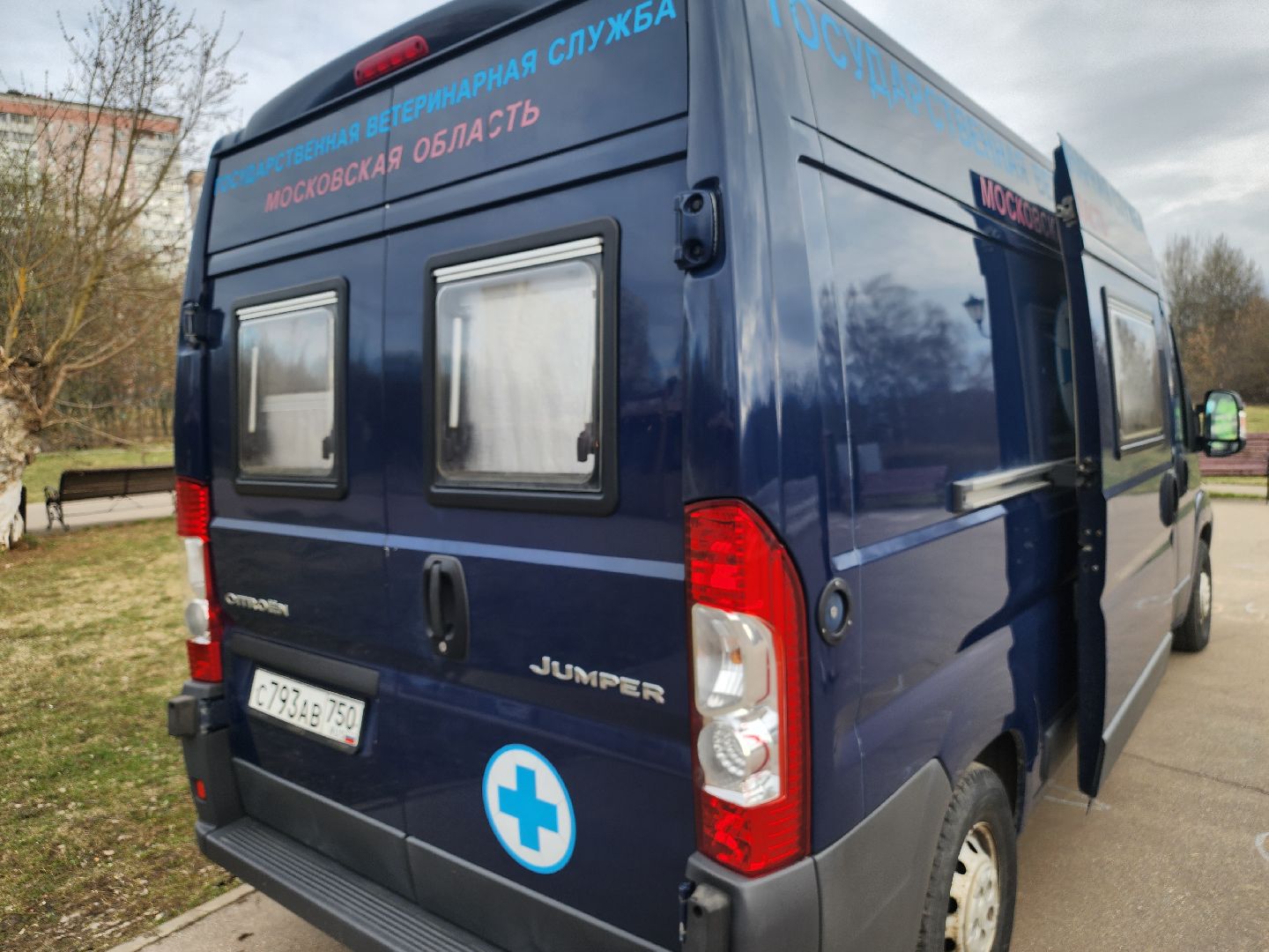 долгопрудный, чипирование домашних животных, вакцинация от бешенства, мобильный пункт вакцинации, парк на молодежной,