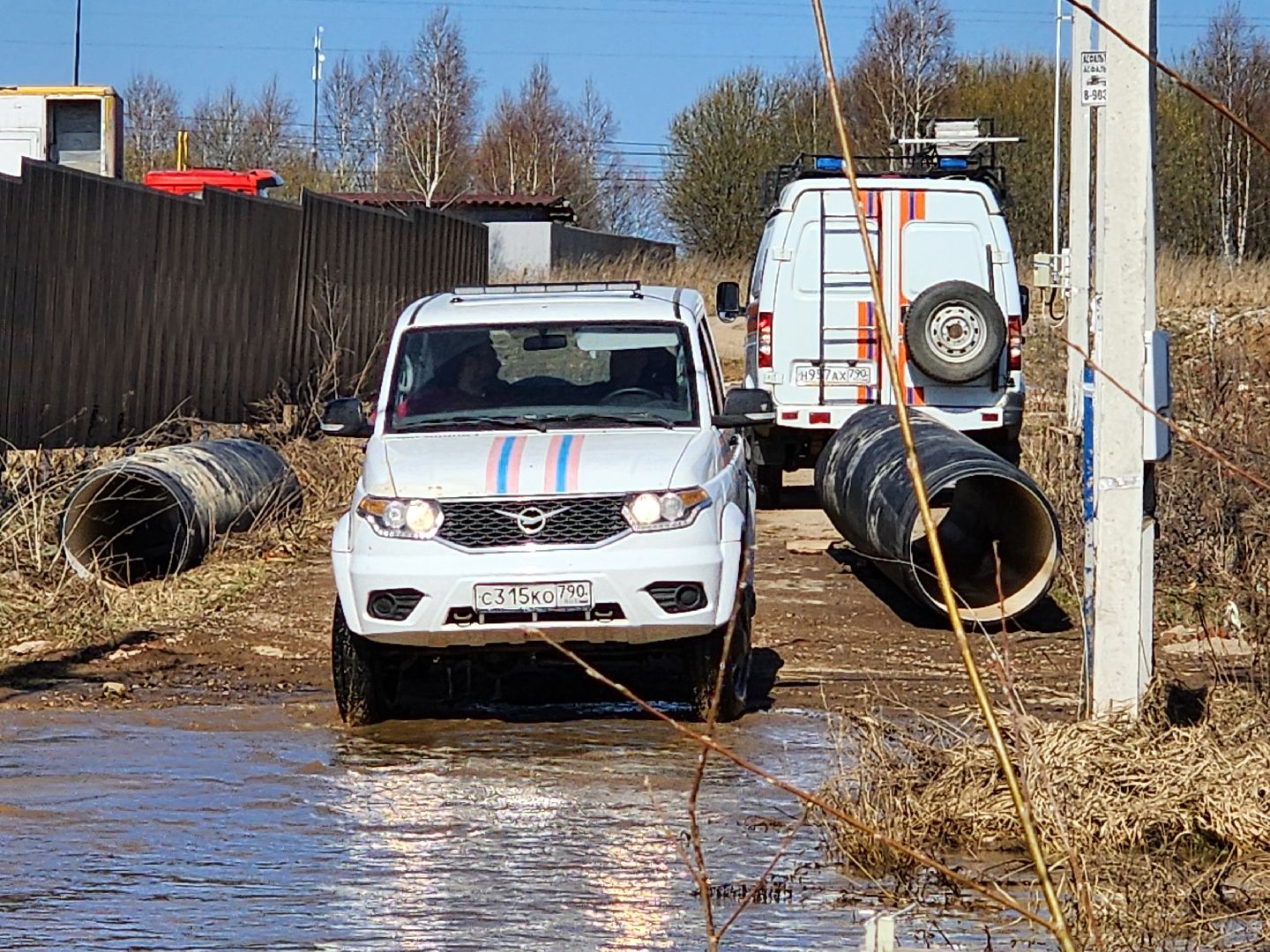 Чехов, деревня Чепелево, улица Энтузиастов, наводнение, подтопление, разлив воды, пруды, дренажная система, МЧС, Мособлпожспас,