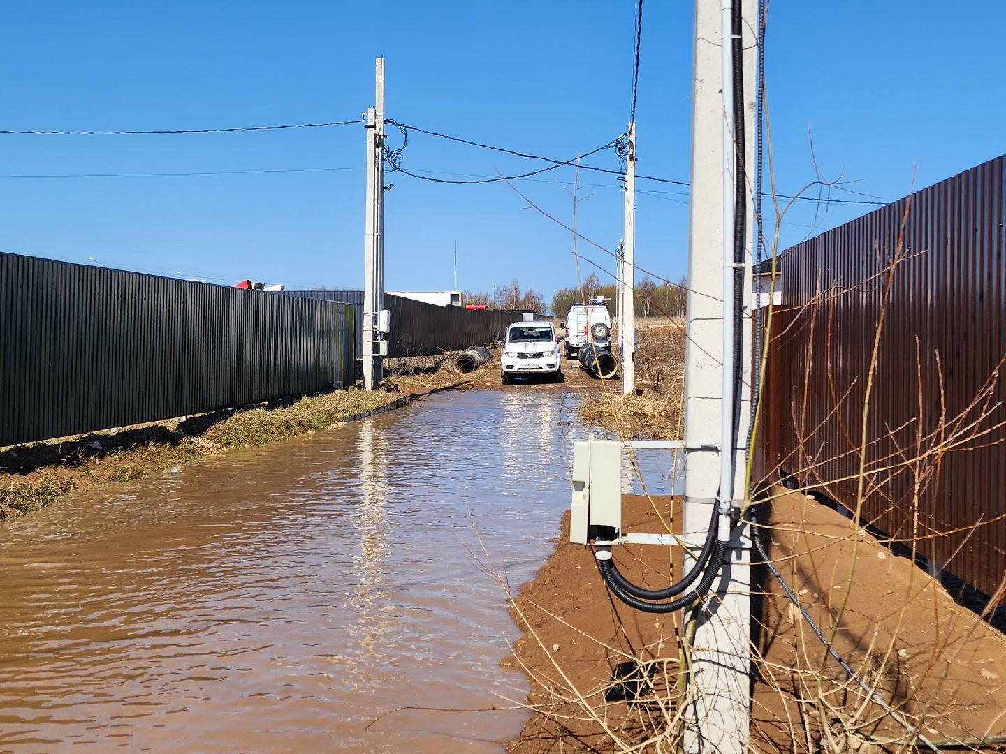 Чехов, деревня Чепелево, улица Энтузиастов, наводнение, подтопление, разлив воды, пруды, дренажная система, МЧС, Мособлпожспас,