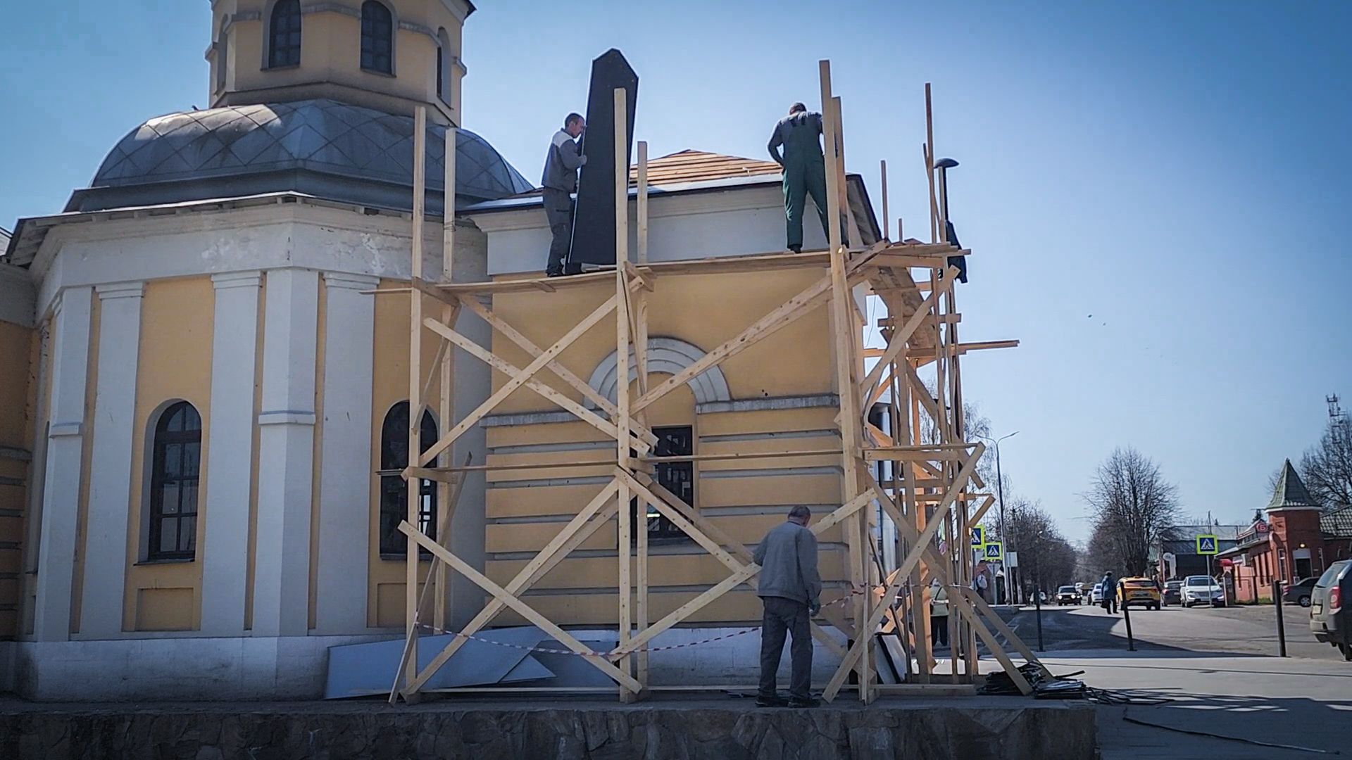 Бронницы , Ремонт часовни, Часланя Николая Чудотворца в Бронницах , Ремонт крыши часовни,