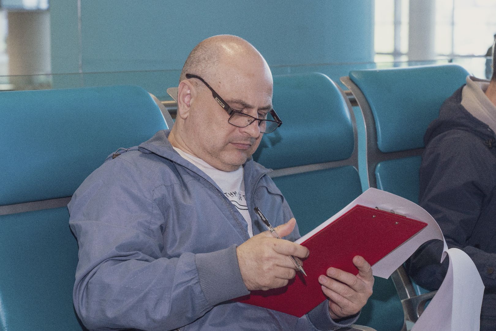 Аэропорт Домодедово, Диктант Победы, история