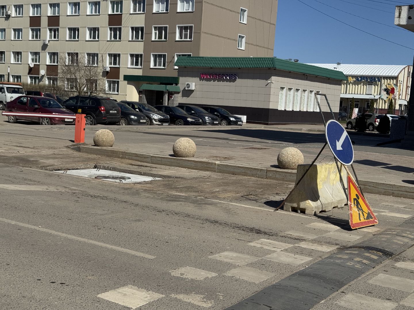 шаховская, канализационные колодцы, коммунальная служба,