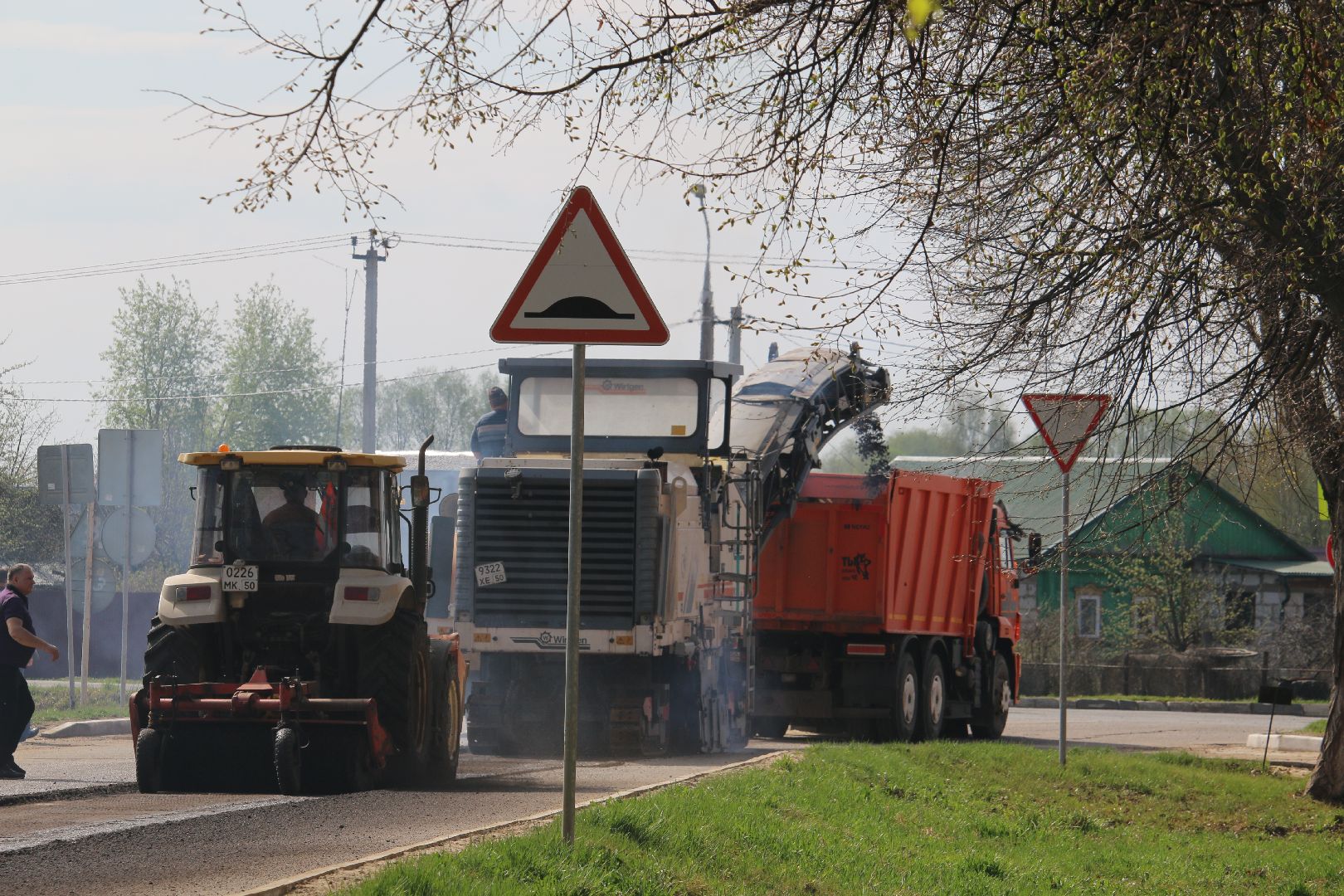 Серебряные Пруды, дороги