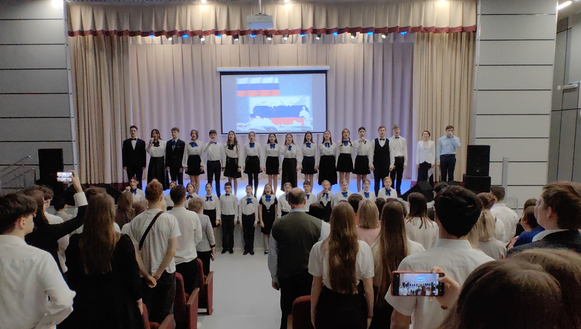 100 баллов для победы, выпускник, егэ, экзамен, акция,