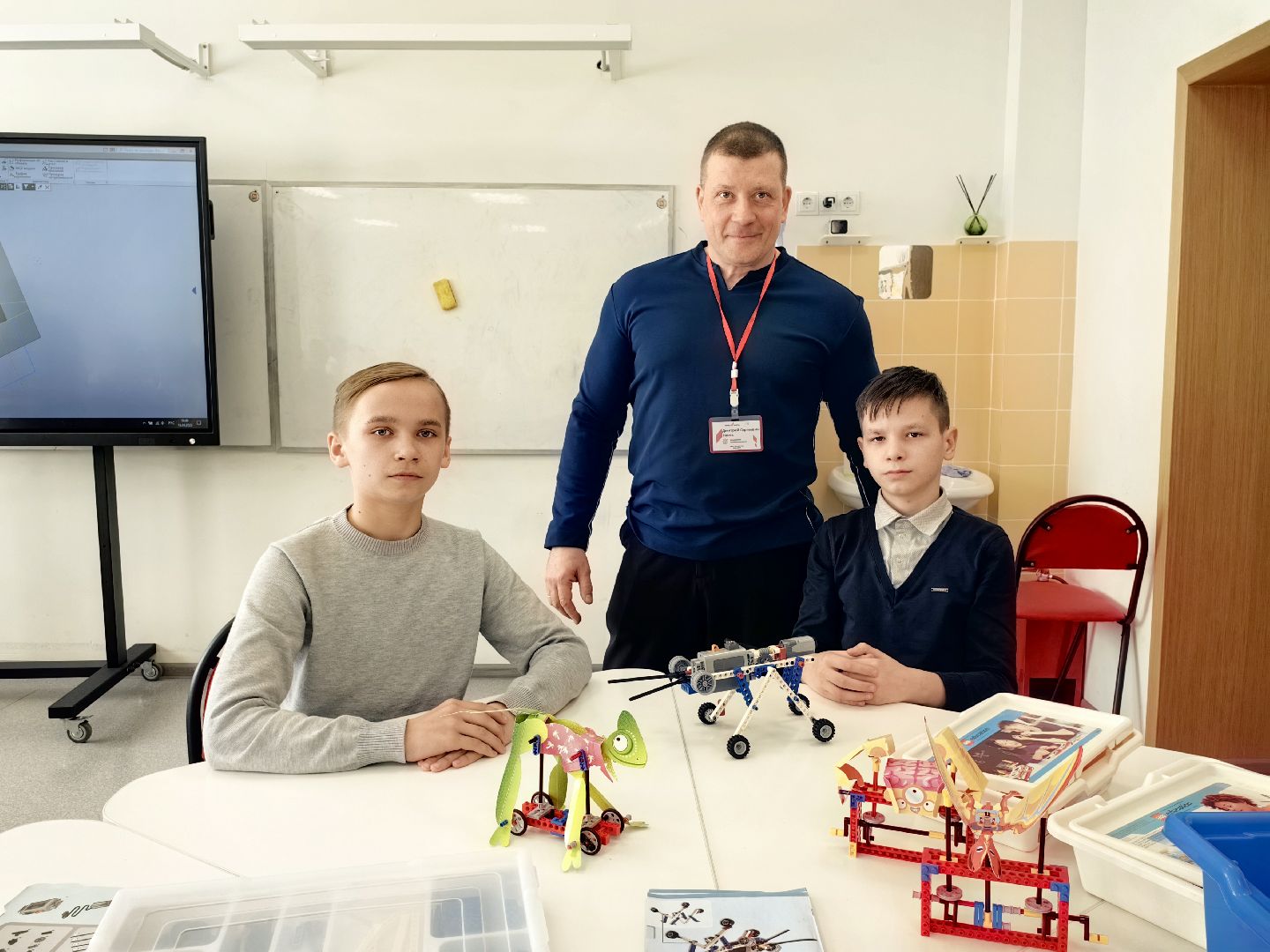 робот, занятия, школа, точка роста, программирование,