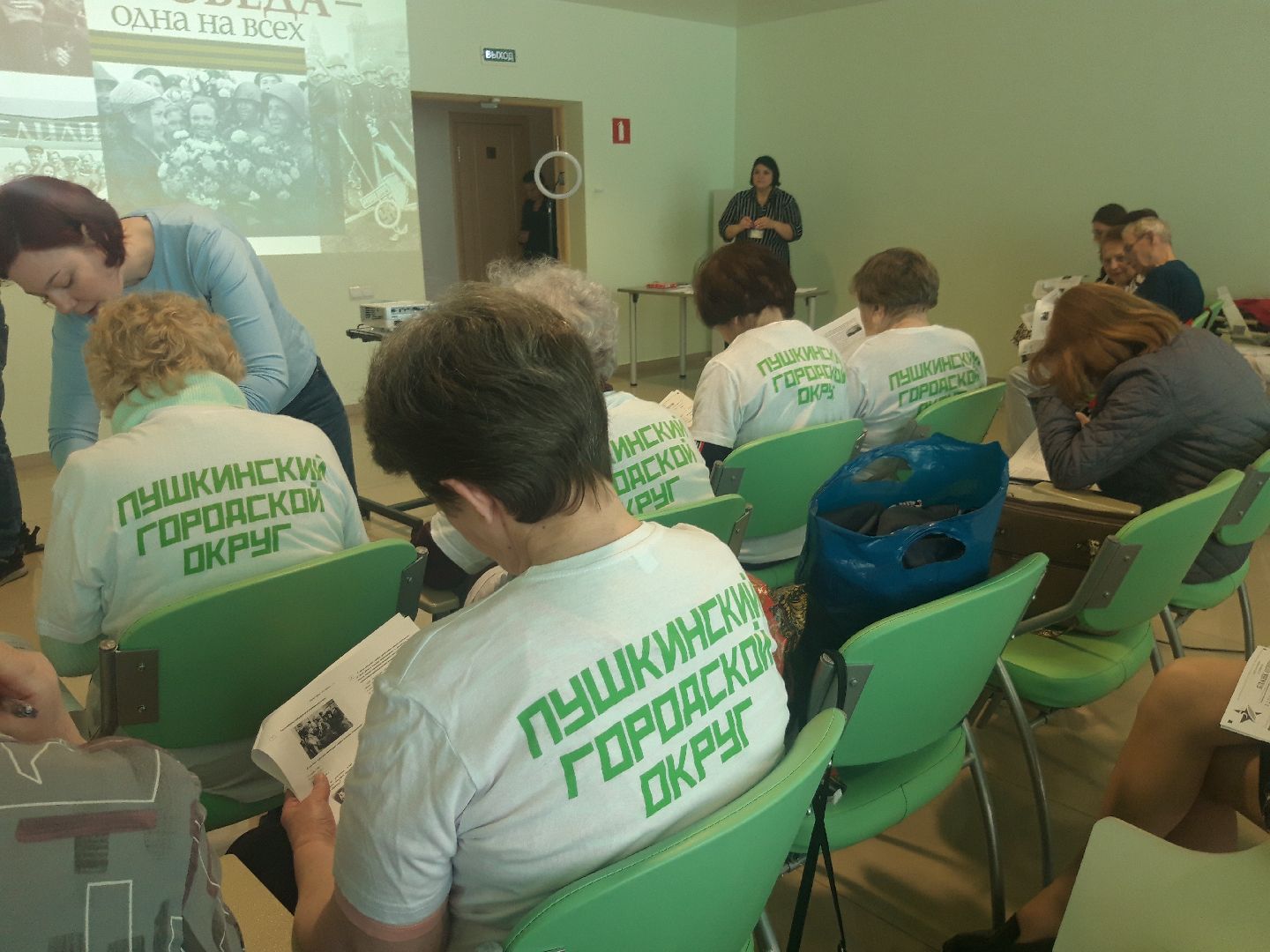 волонтеры, доброе дело,