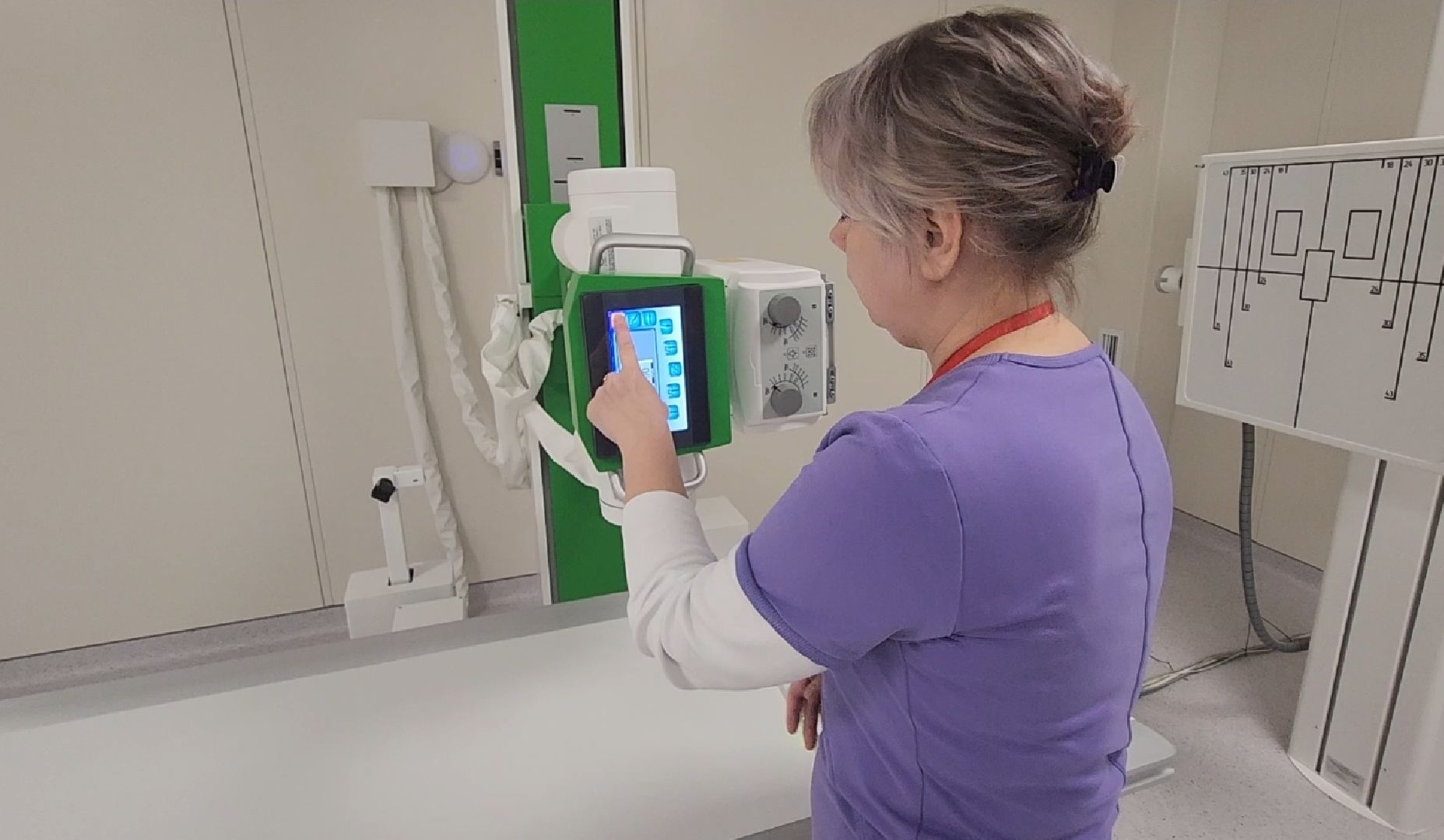 долгопрудный, дцгб, рентген-аппарат, поворотное кресло, излучатель, лаборант-рентгенолог,