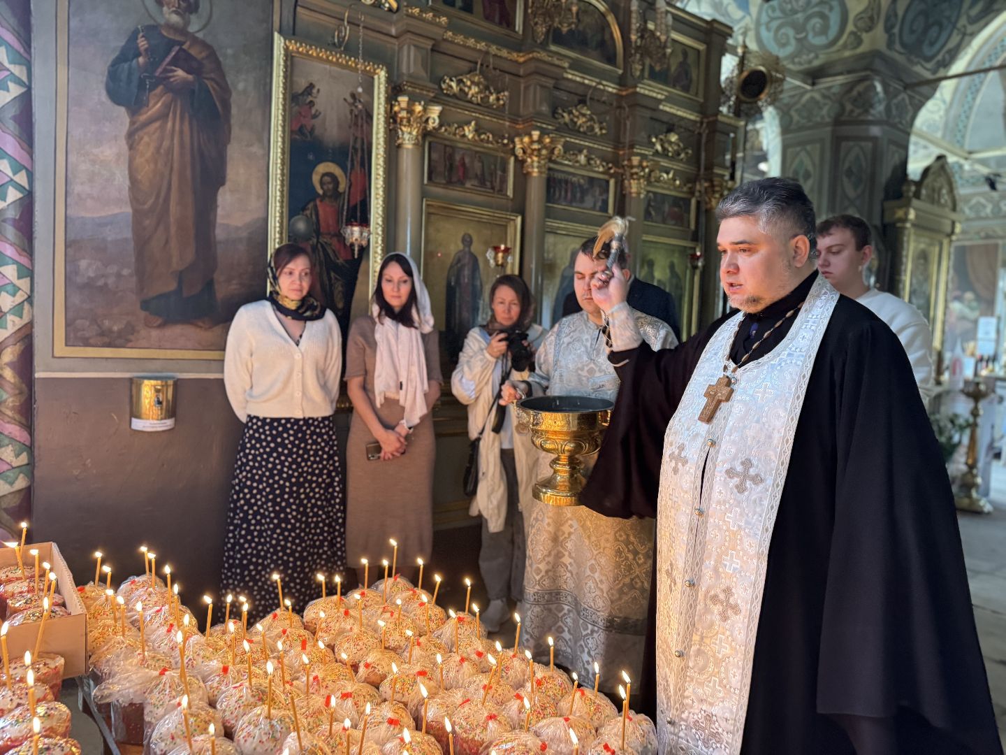 пасха, помощь нуждающимся, освещение, ленинский городской округ,