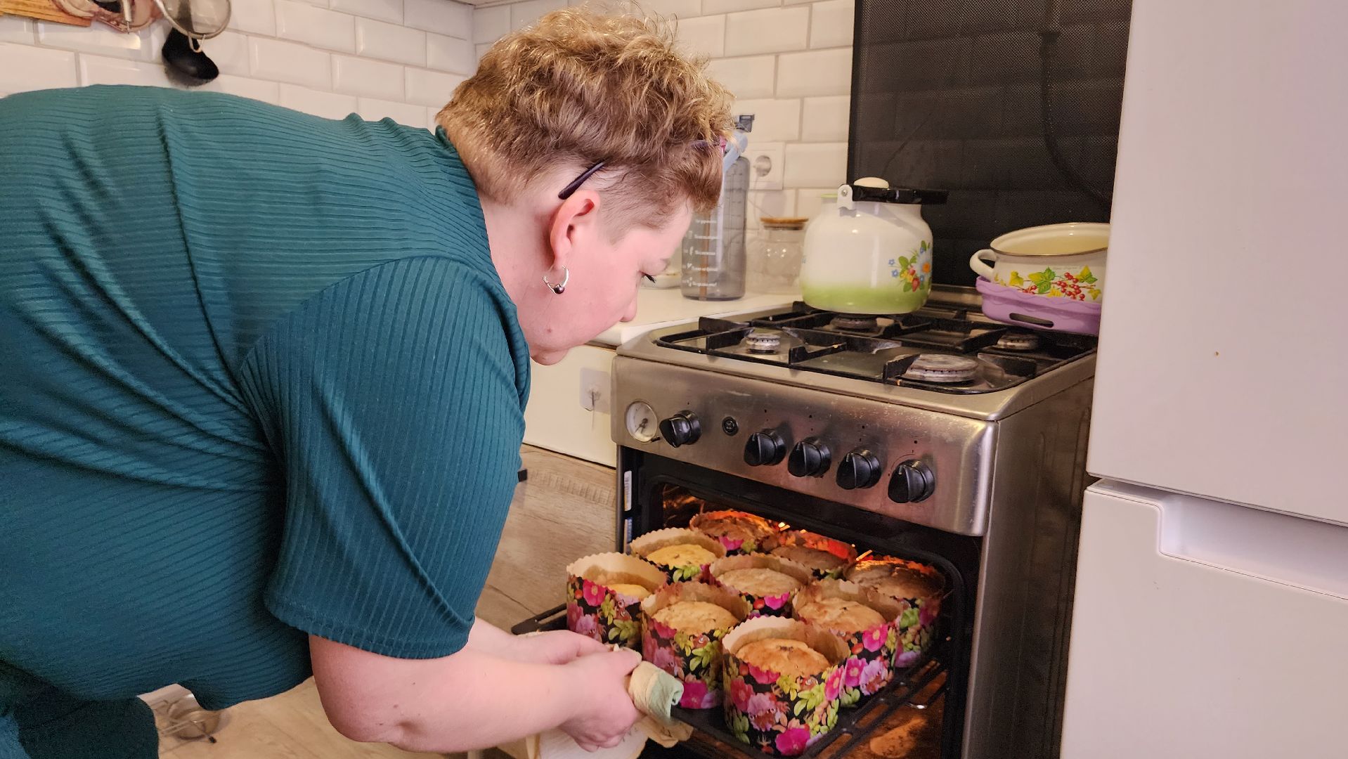 истра, волонтеры, помощь бойцам сво, учительница,