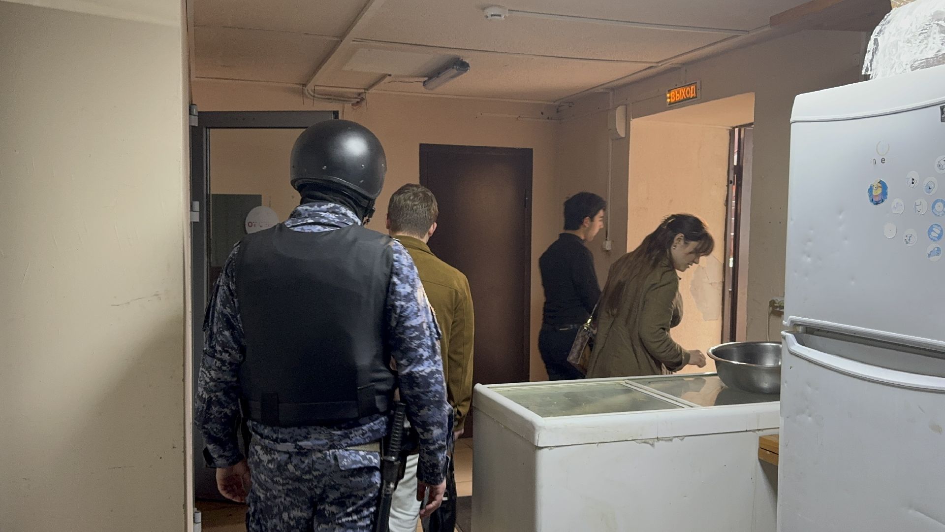 солнечногорск, рейд по мигрантам, кафе, заведение общепита, нарушение,