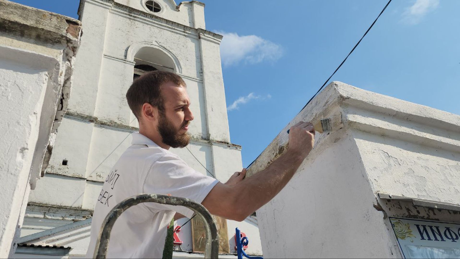 Луховицы,  субботник в храме,