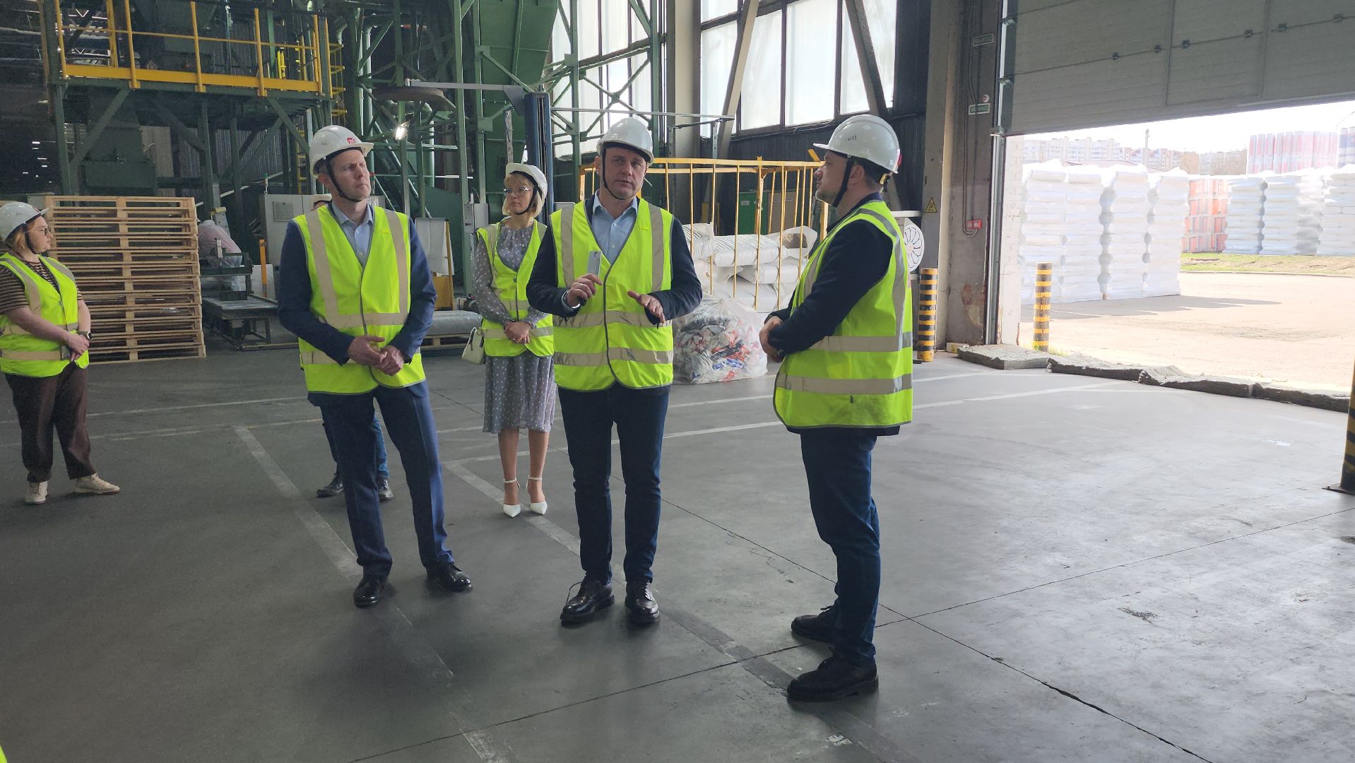 серпухов, экономика, северное шоссе, завод стройматериалов, завод в серпухове,