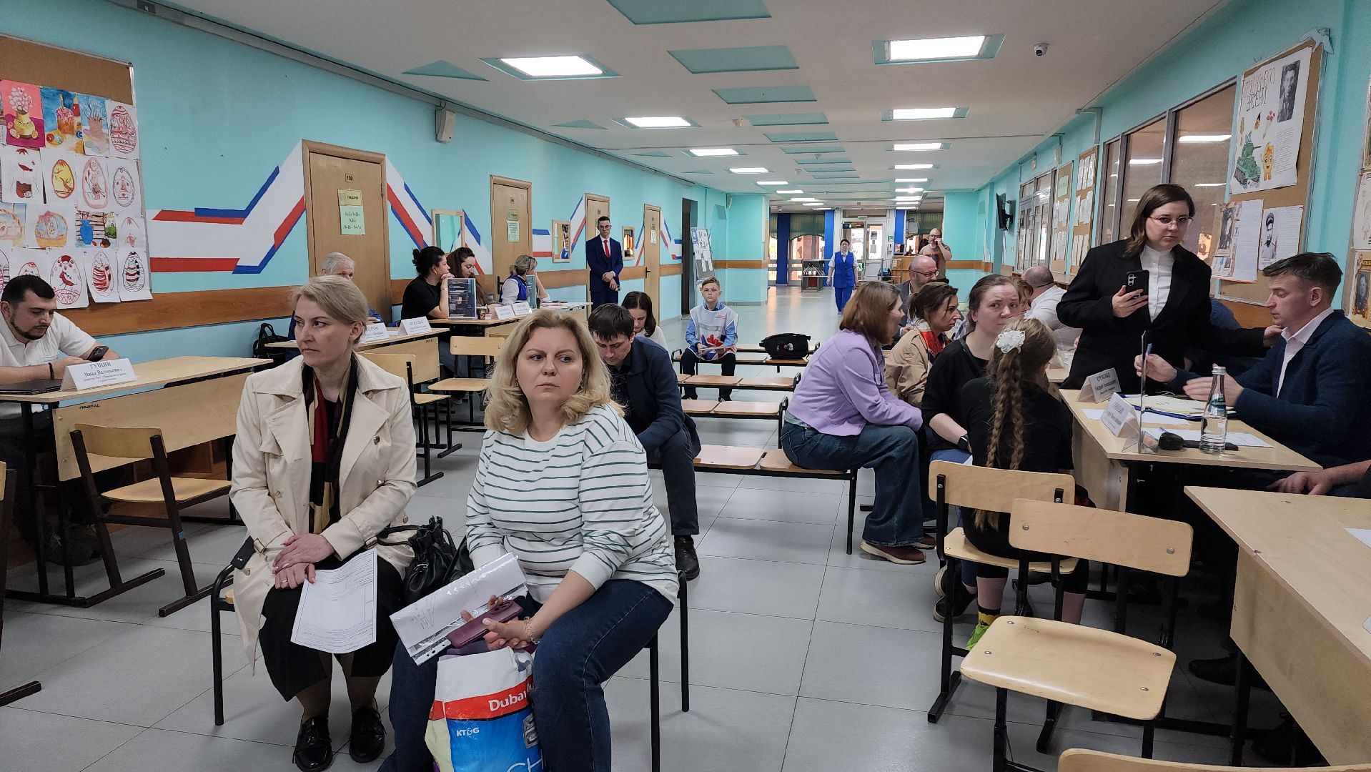 выездная администрация, Лобня, сквер защитников москвы,