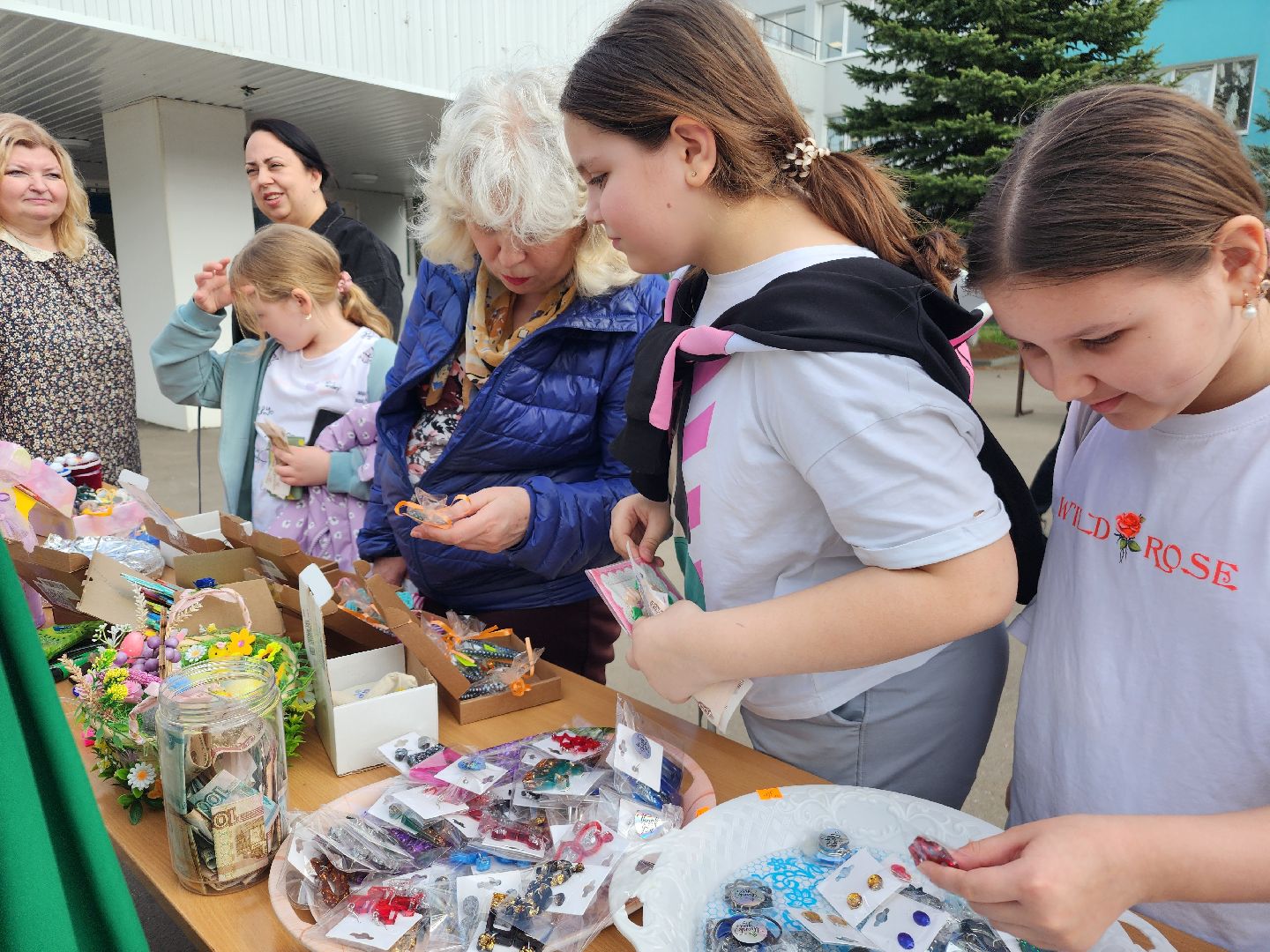 фрязино, пасха, благотворительная ярмарка, лицей,