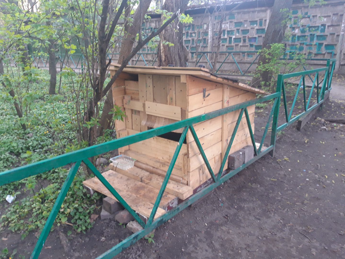 доброе дело, выходи во двор,