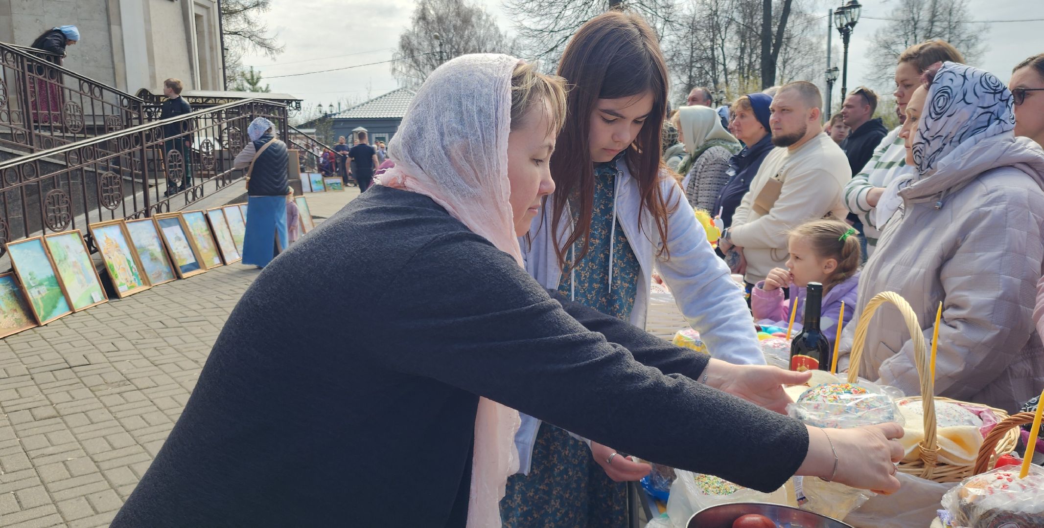 Звенигород, пасха в звенигороде, Общество,  Люди Звенигорода,