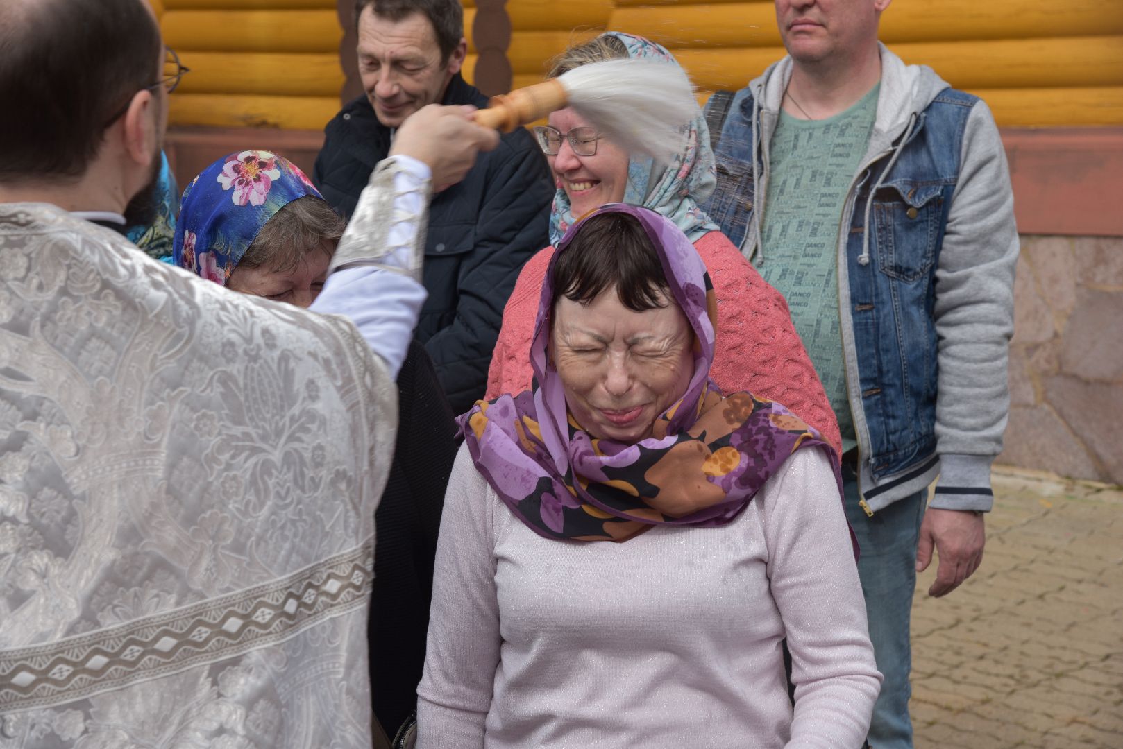 лотошино, храм серафима саровского, пасха, церковь,