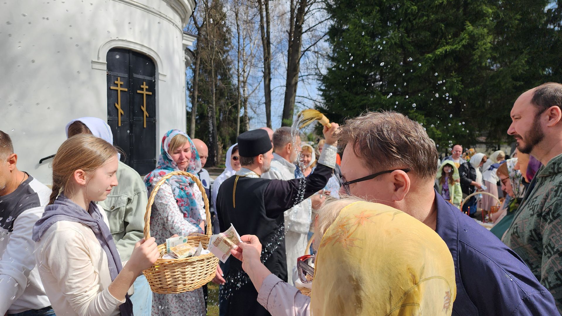 пасхальная неделя, освящение куличей, истра,