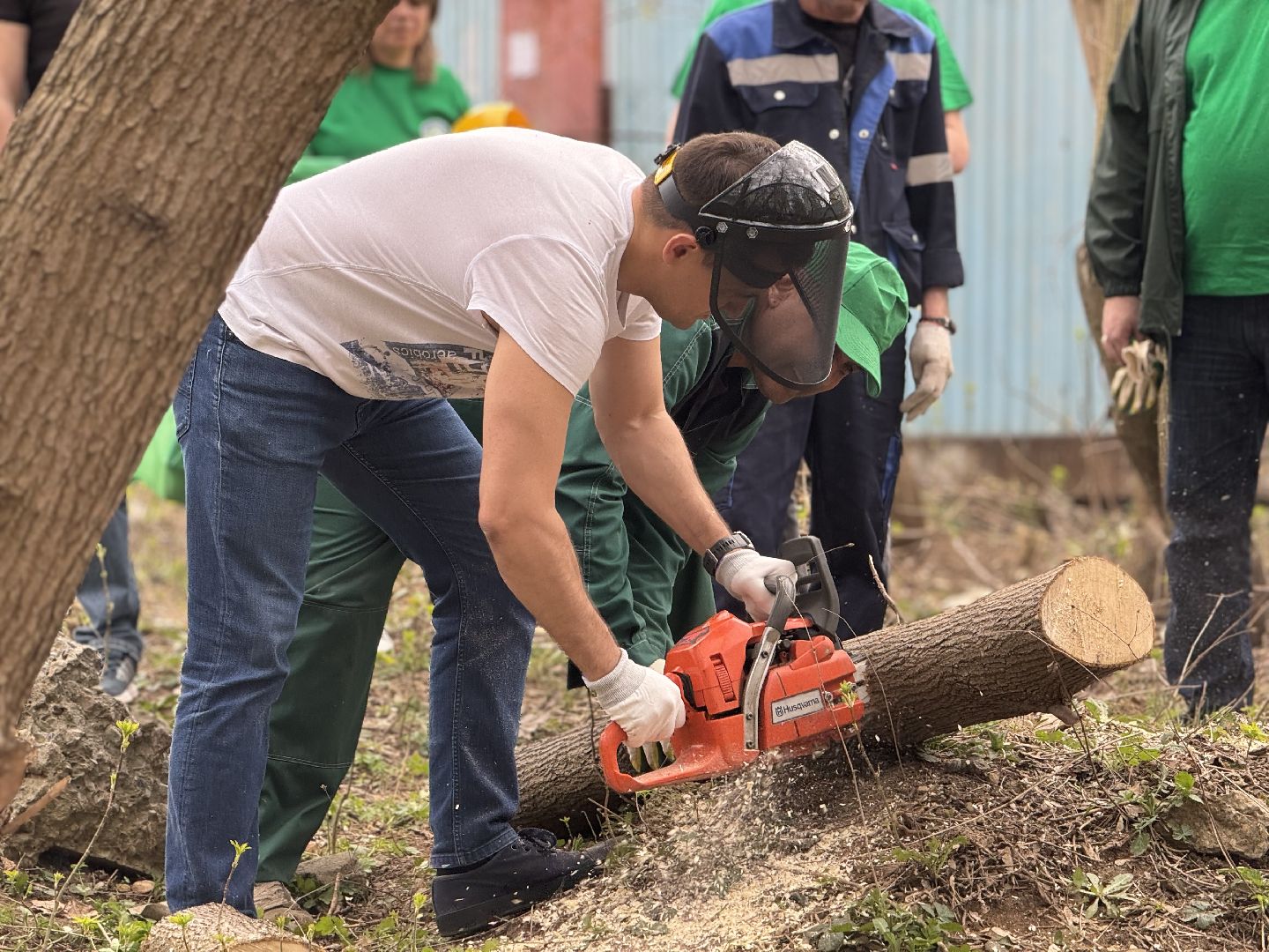 субботник, сквер сосенки, ленинский городской округ, жители ленинского округа,