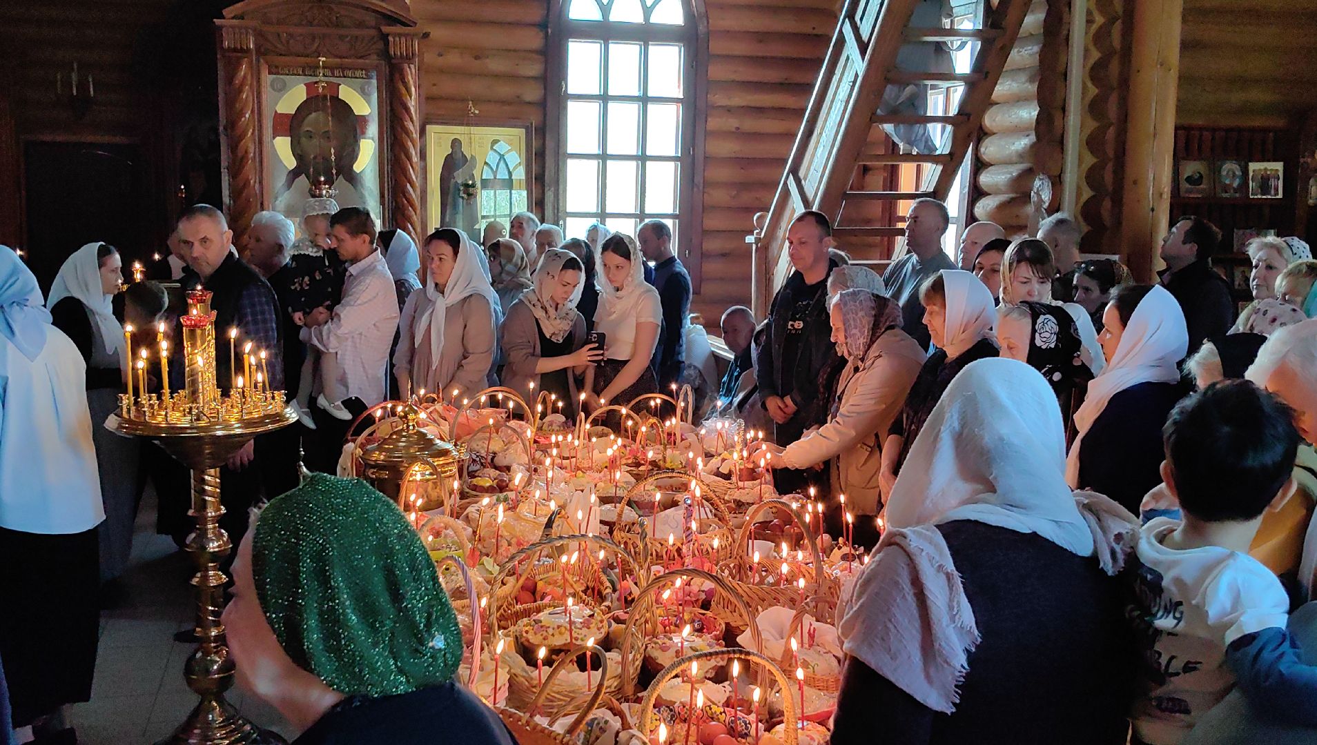 куличи, пасха, яйца, храм,