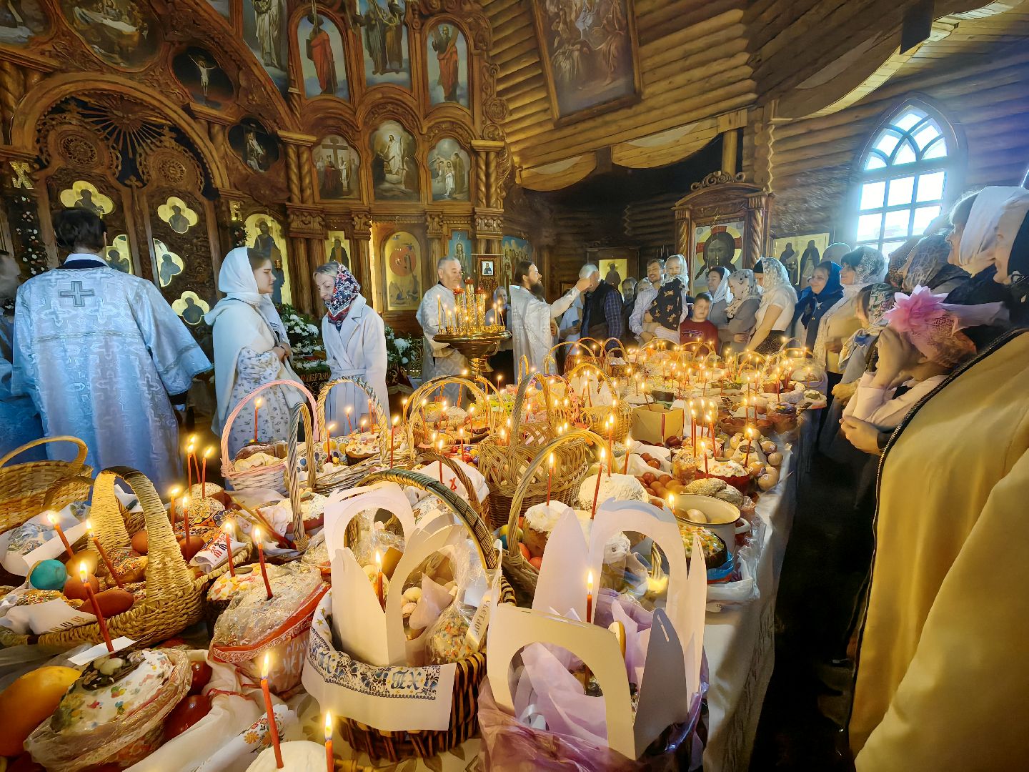 куличи, пасха, яйца, храм,