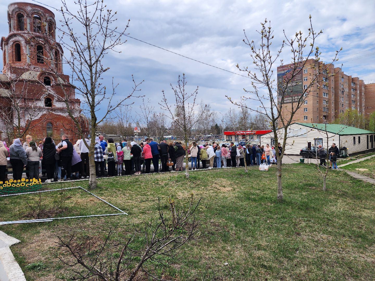 пасха 2025, шатура, никольский храм, куличи, куличи для военнослужащих,