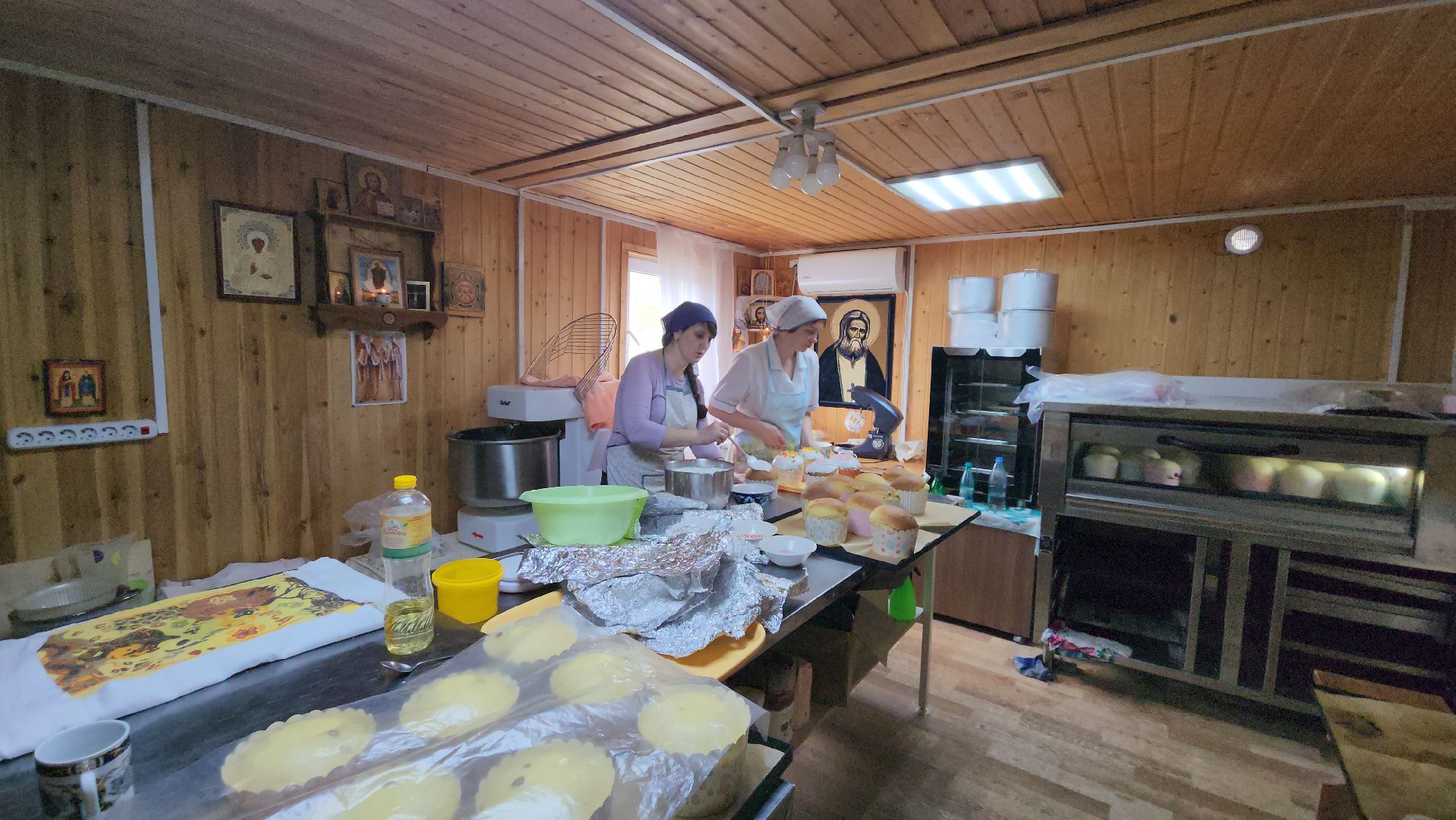 пасха 2025, шатура, никольский храм, куличи, куличи для военнослужащих,