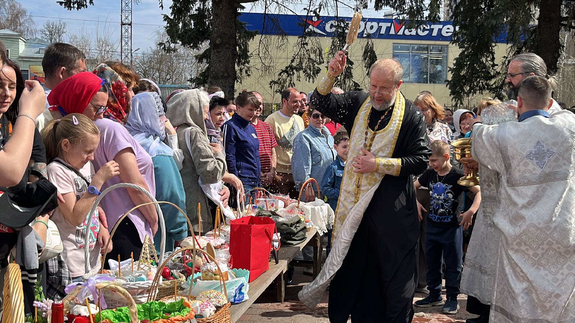 наро-фоминск,никольский собор наро-фоминска, наро-фоминский городской округ, освящение куличей,
