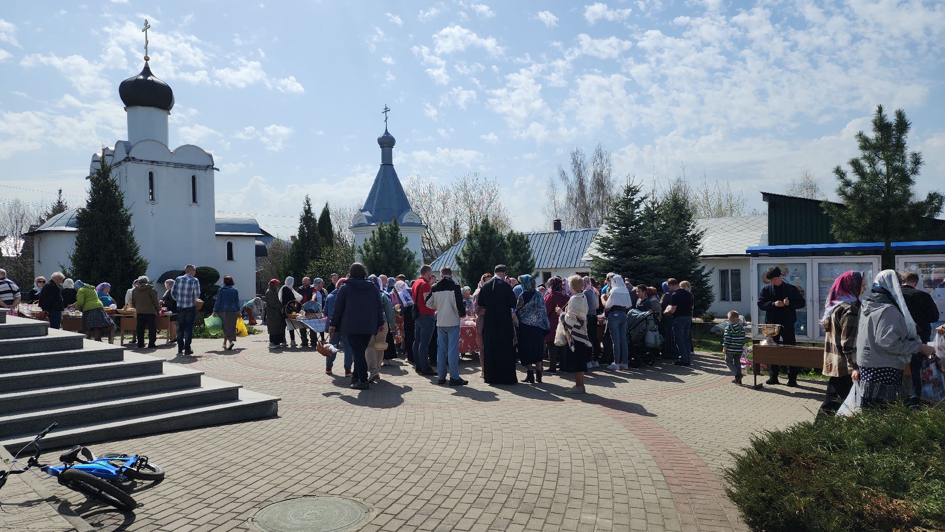 пушкино, храм, пасха, освящение куличей, христианский праздник, христос воскрес,