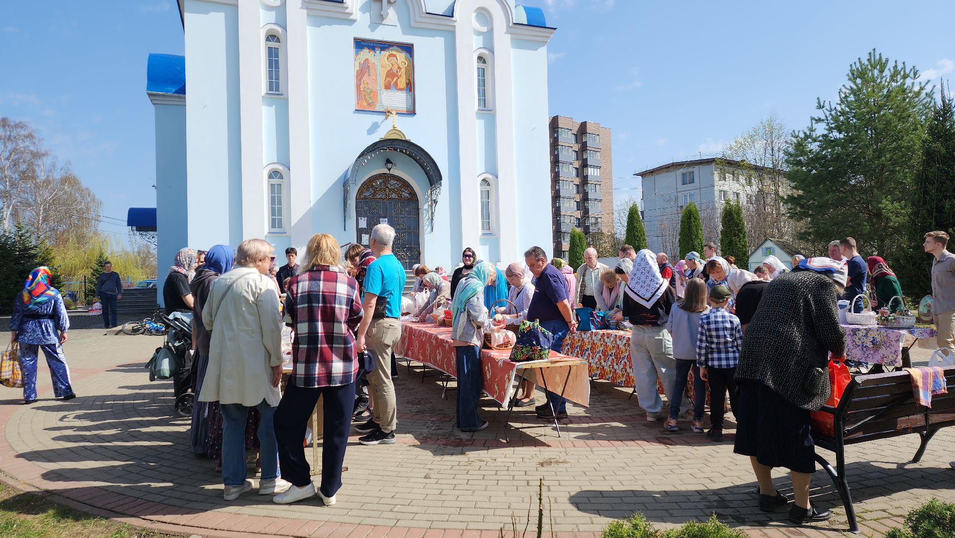 пушкино, храм, пасха, освящение куличей, христианский праздник, христос воскрес,