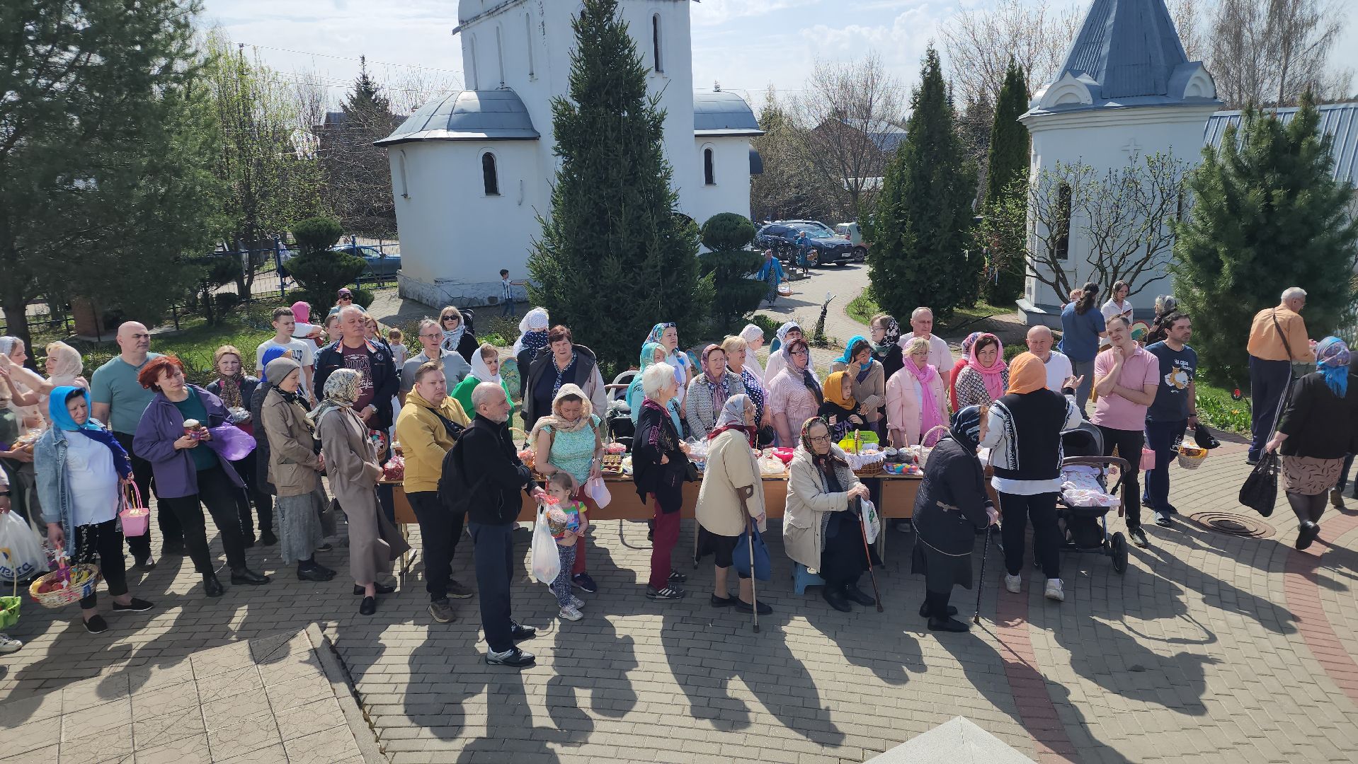 пушкино, храм, пасха, освящение куличей, христианский праздник, христос воскрес,