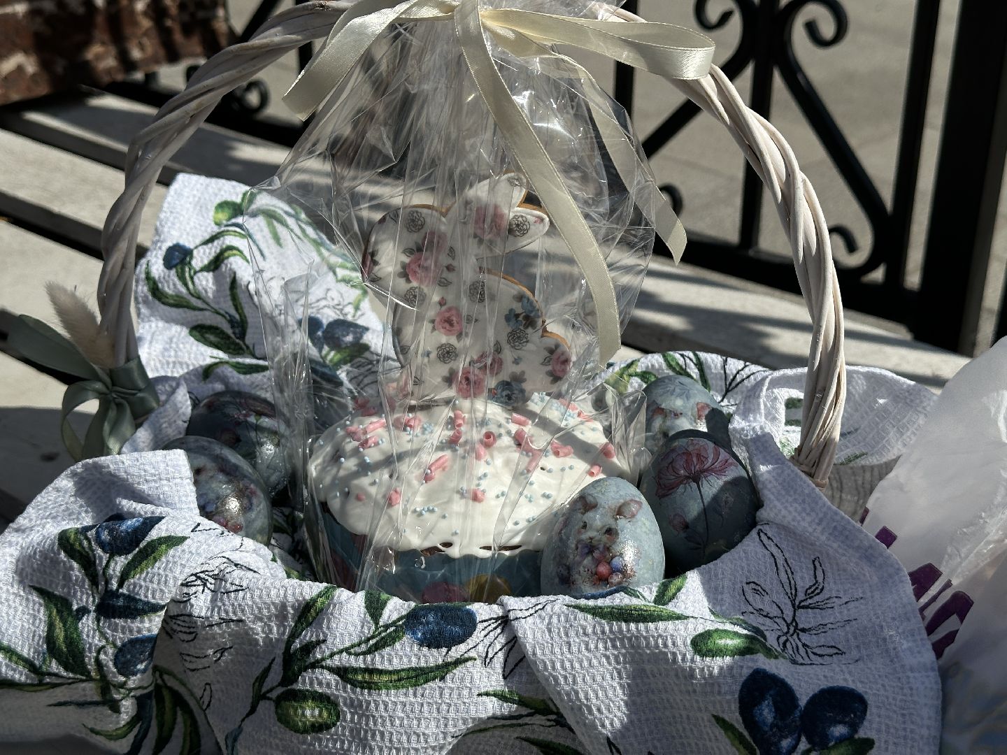 религия, сергиев посад, храм петра и павла, куличи,