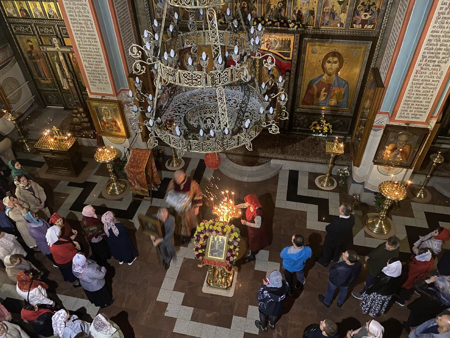 светлая пасха, храм рвсн во власихе, власиха храм, крестный ход, праздник пасхи,