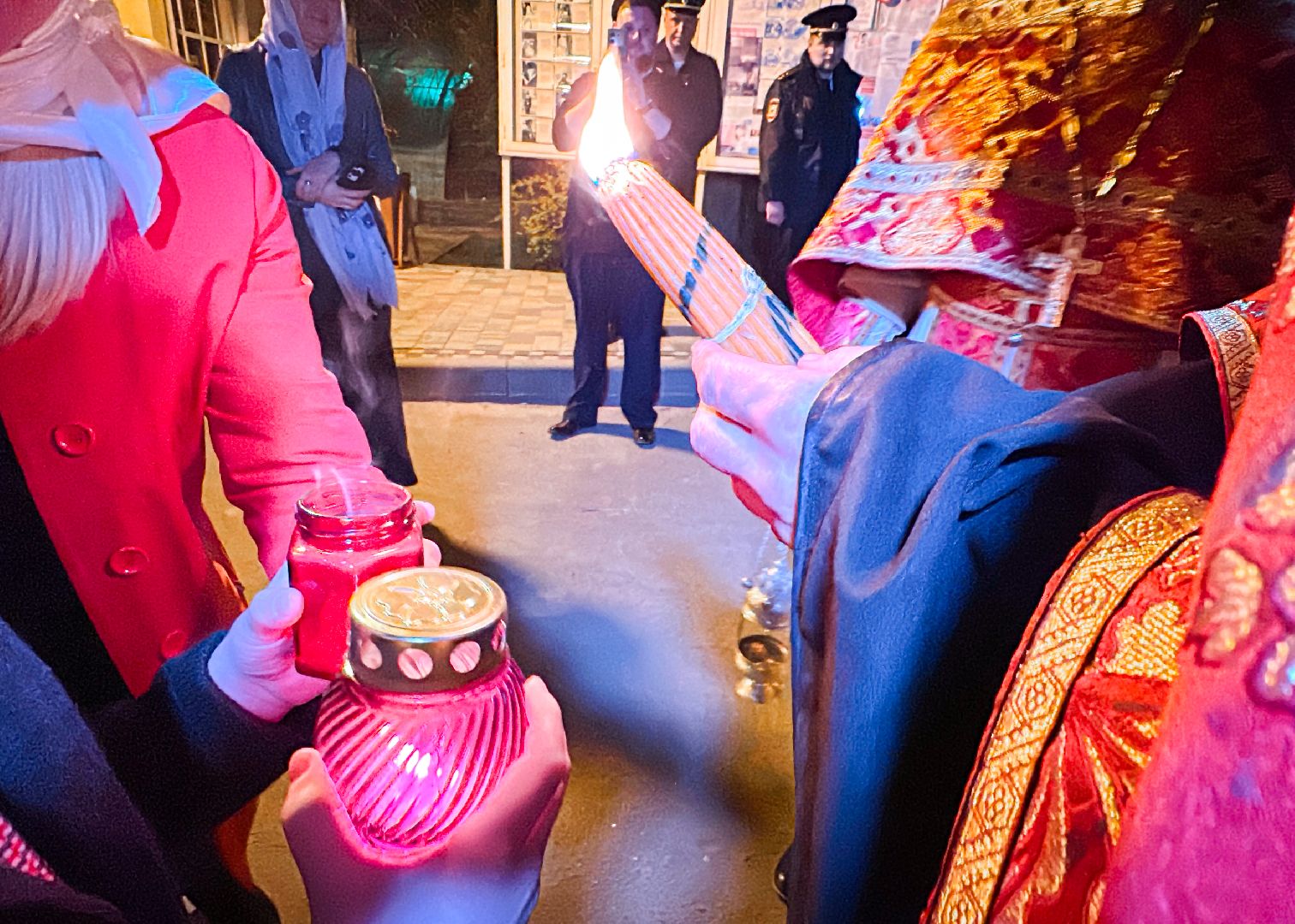 клин, эксклюзив, пасха, общество, благодатный огонь, храмы, подмосковье,