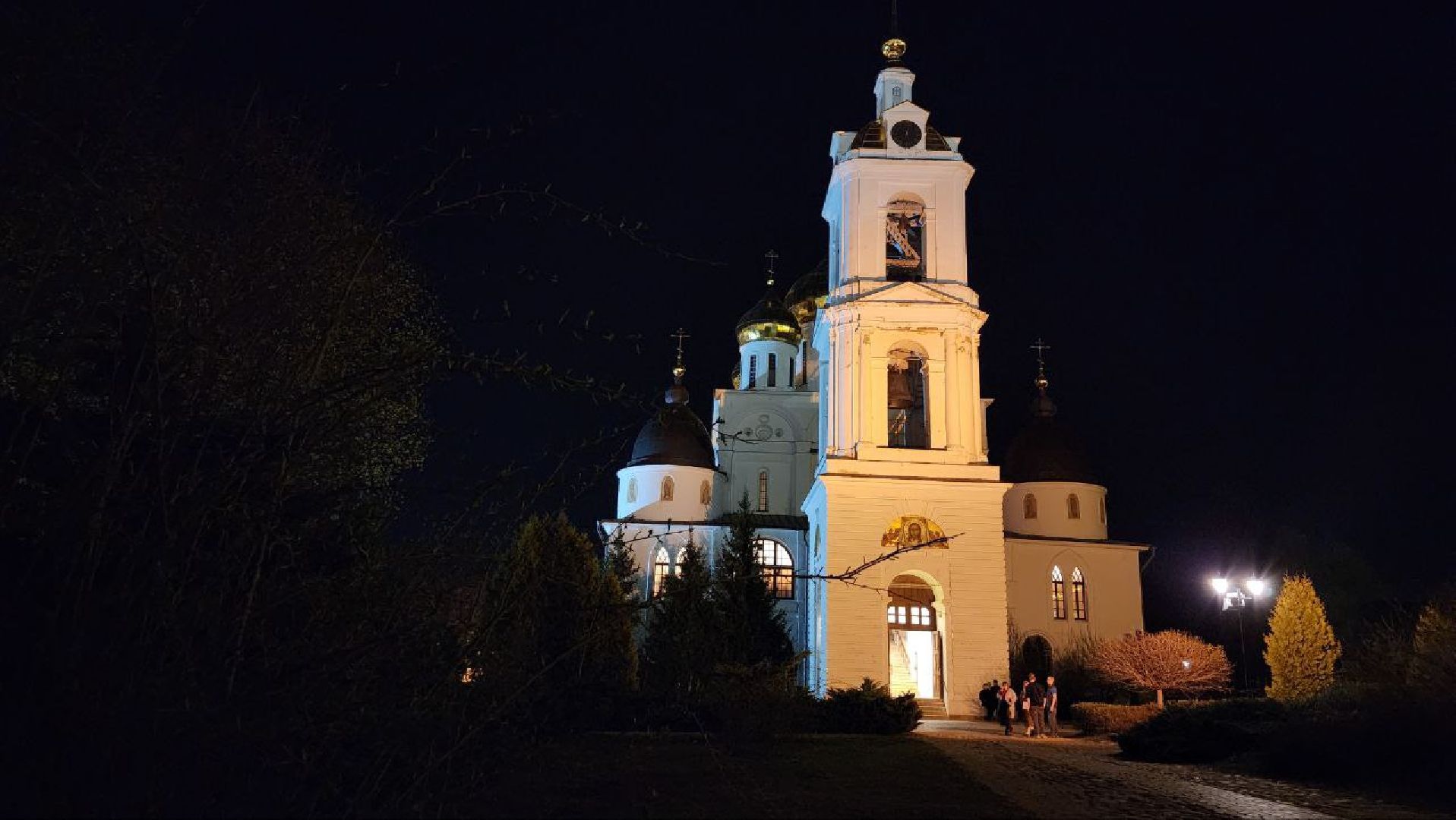 Дмитров, Успенский собор в Дмитрове, Пасха,