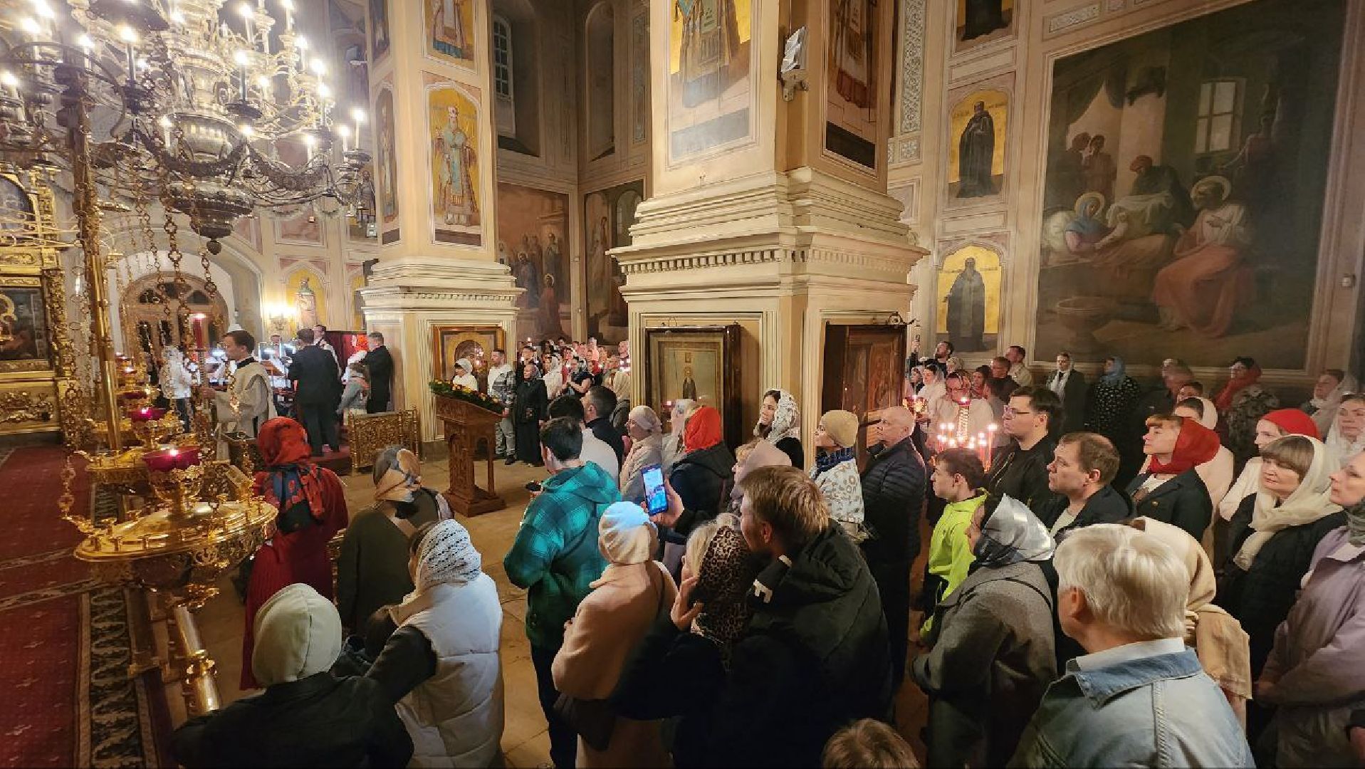 Дмитров, Успенский собор в Дмитрове, Пасха,